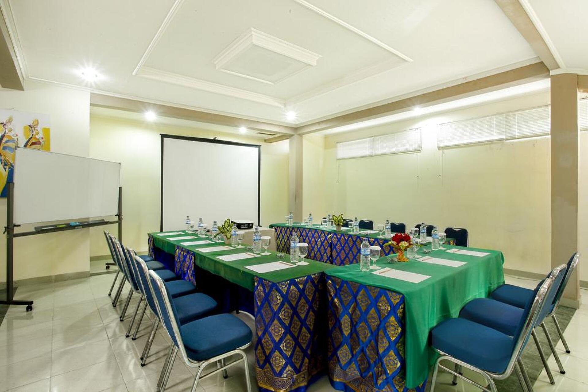 Restu Bali Hotel 3* 10