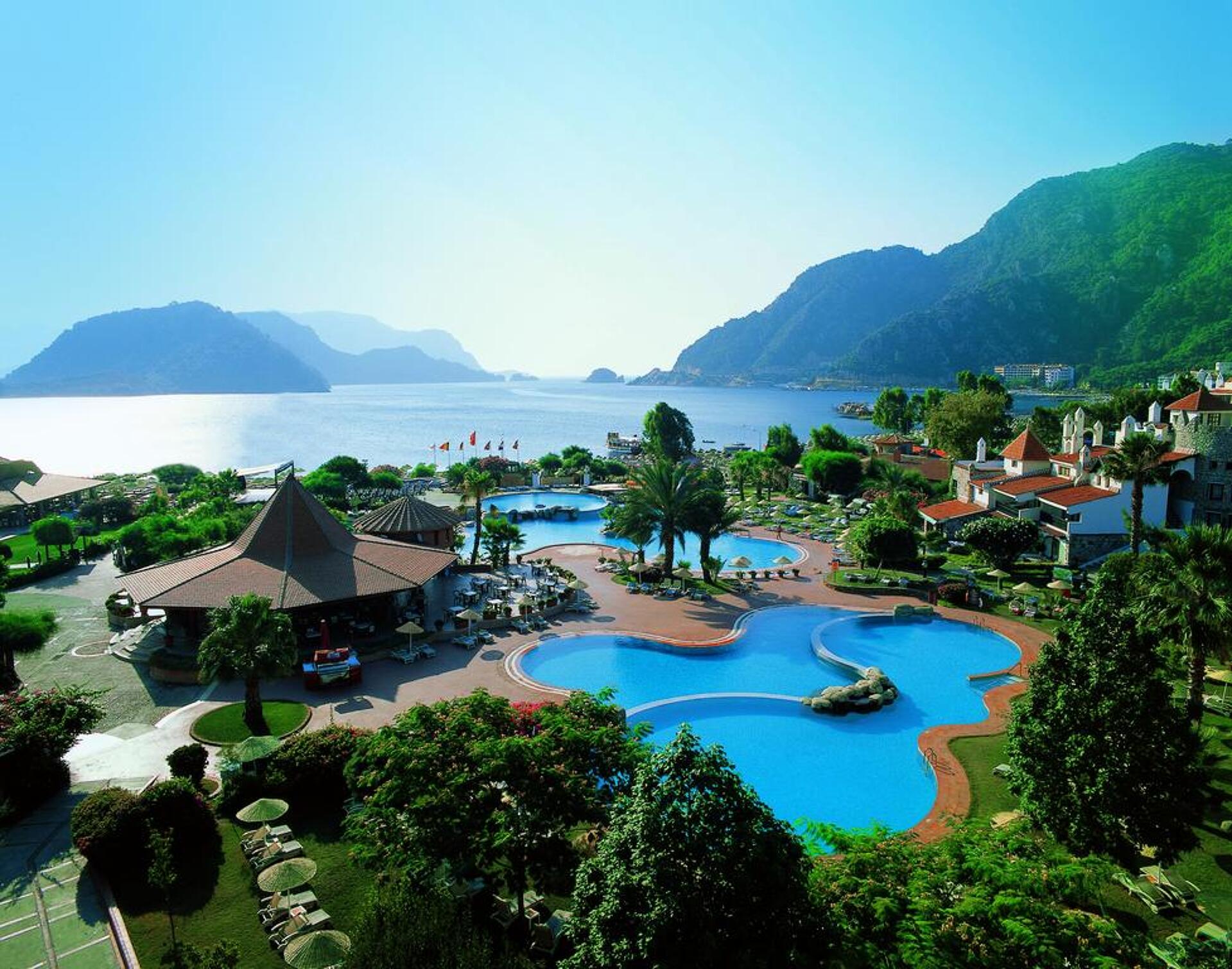 Marti Resort Deluxe 5* 0