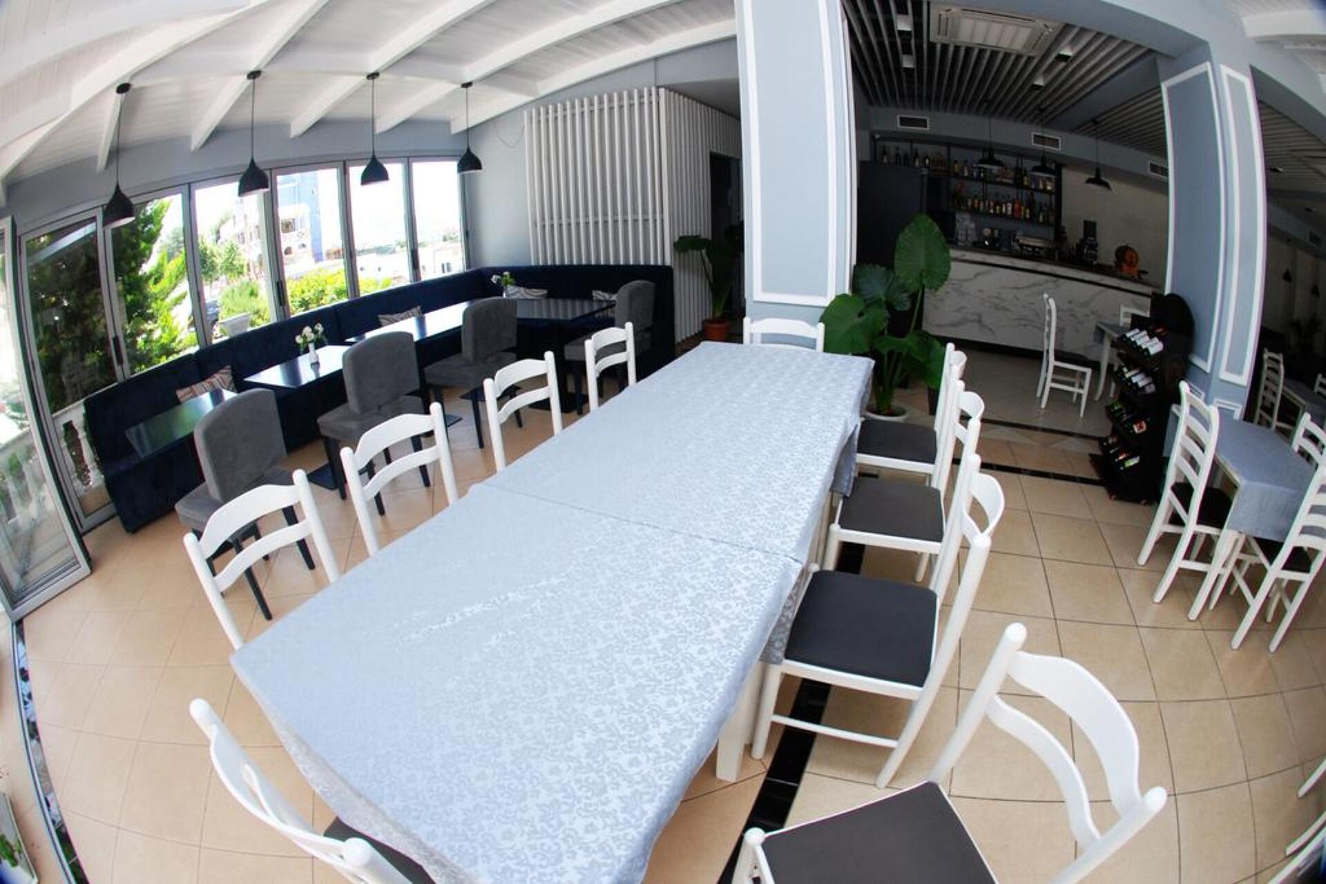 Alpha Hotel 3* 3