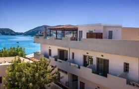 Thania Seaside Luxury Smotel Apartments 
