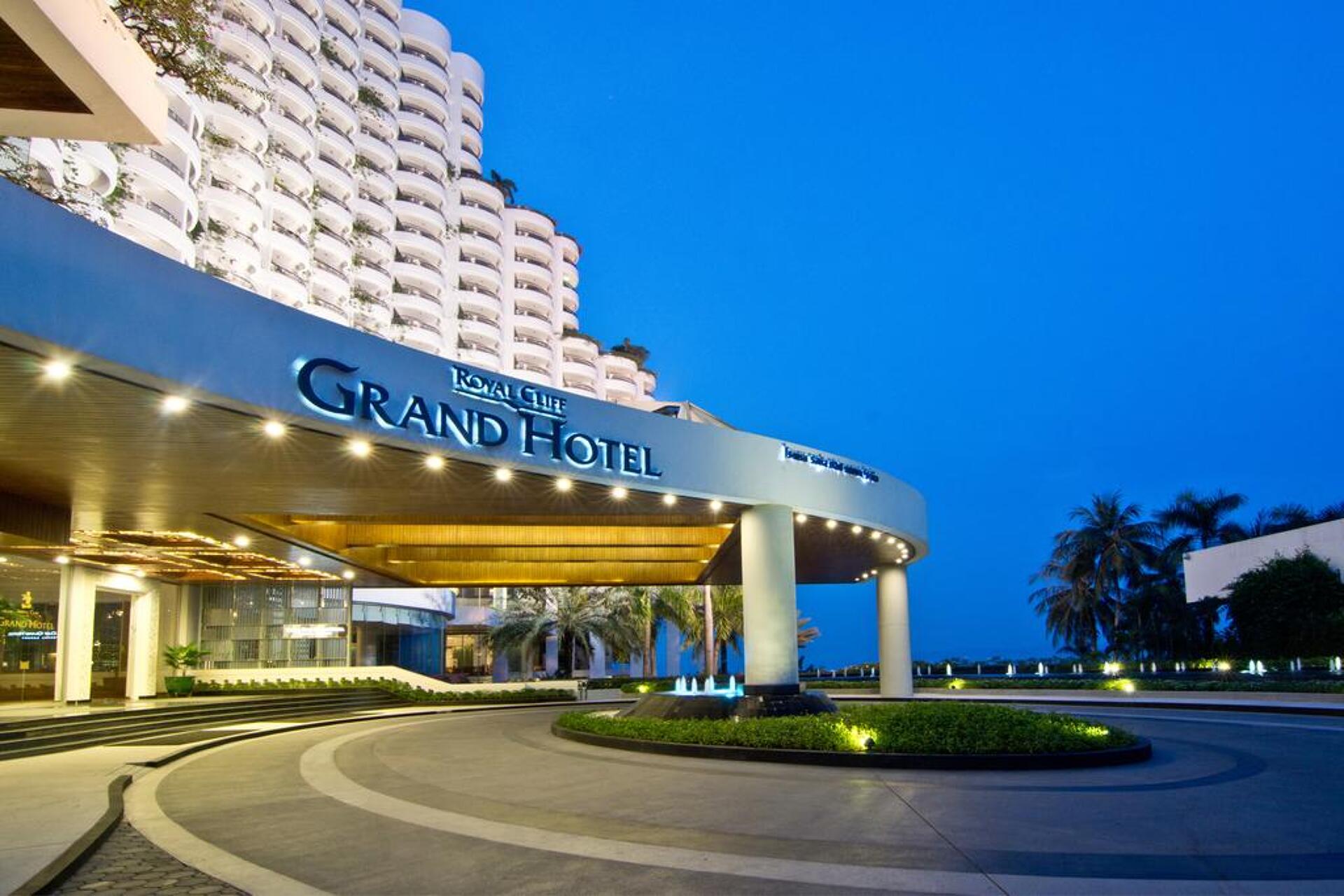 Royal Cliff Grand 5* 1