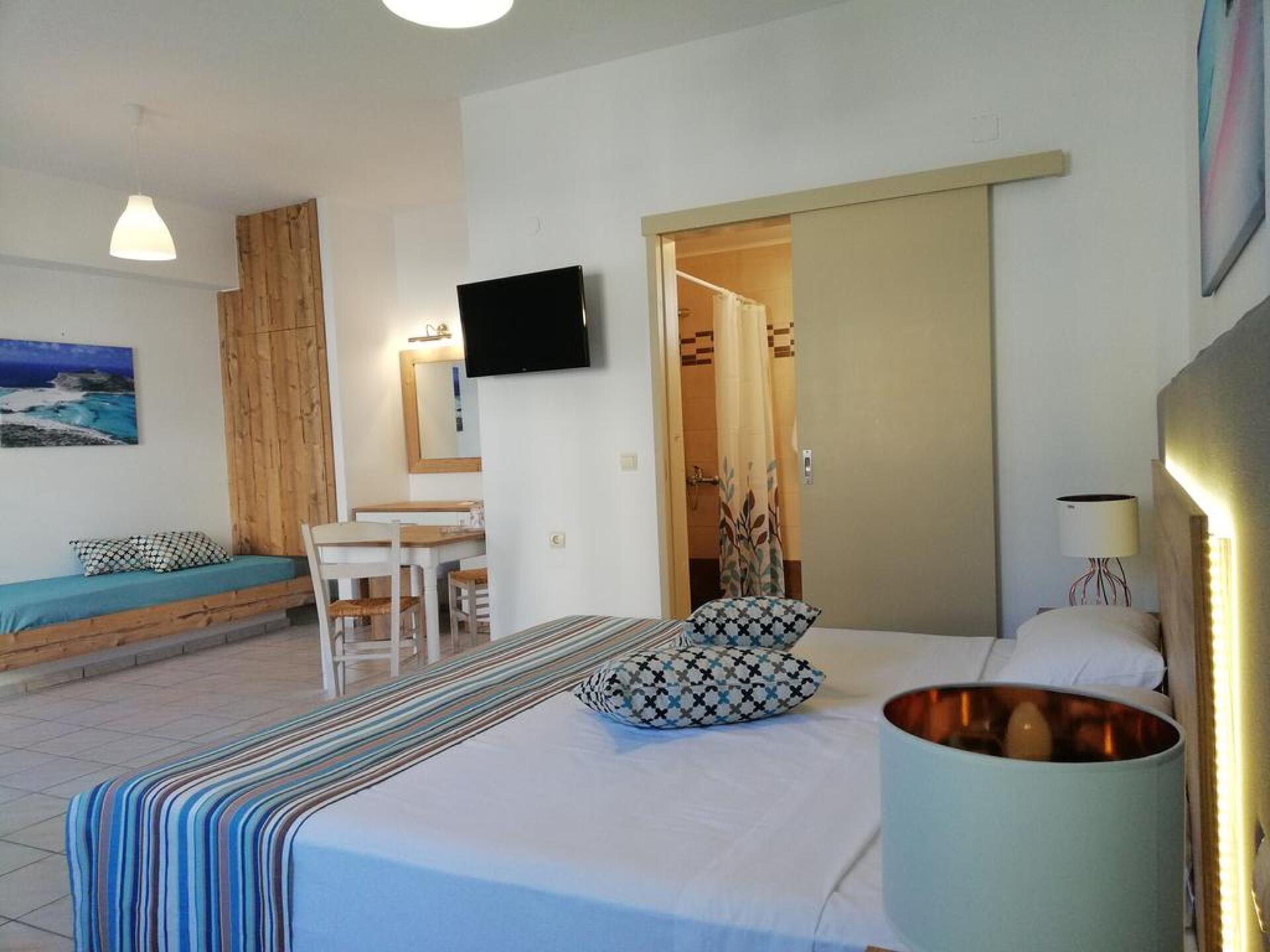 Almare Beach Hotel 10