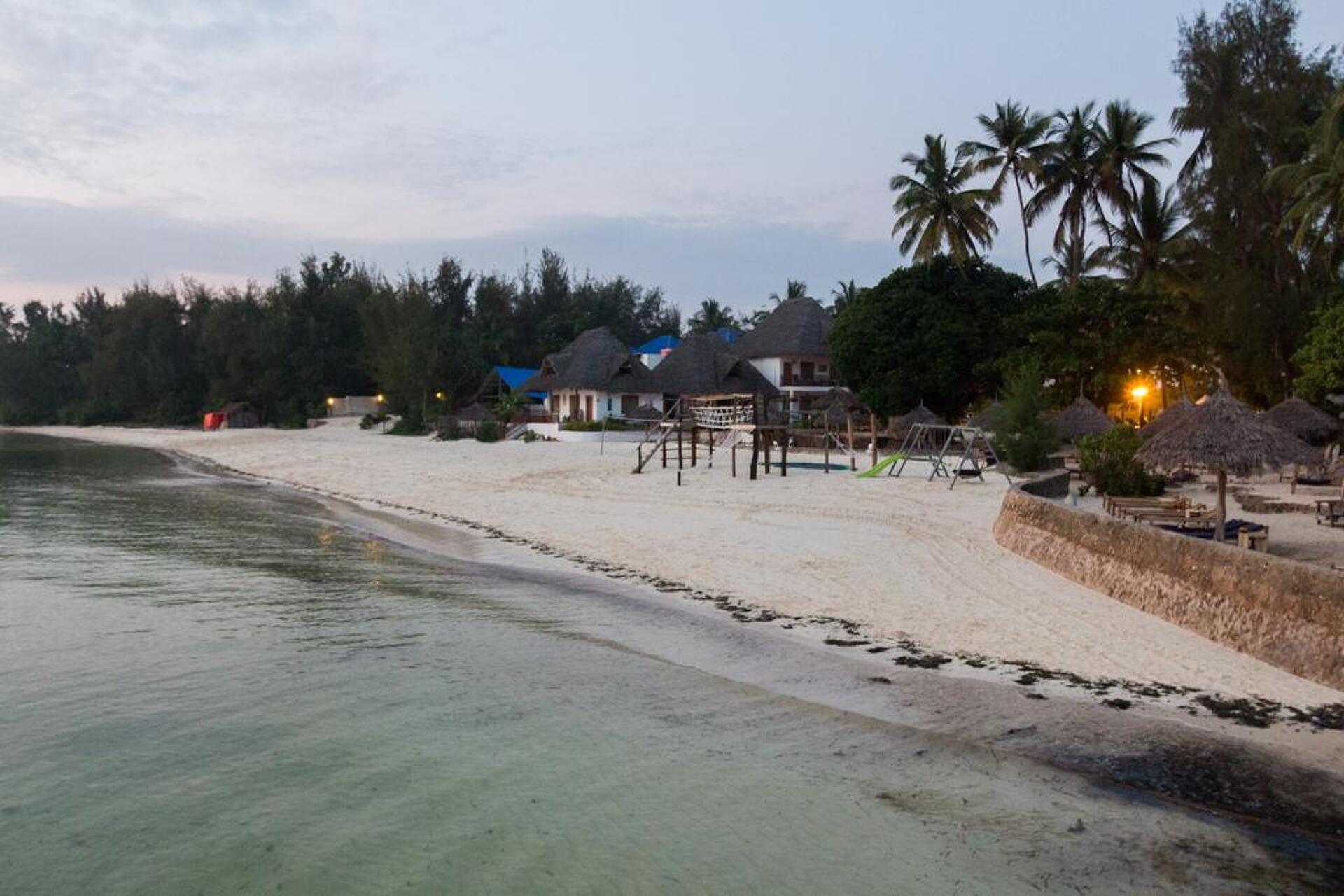 Paradise Beach Resort 4* 42