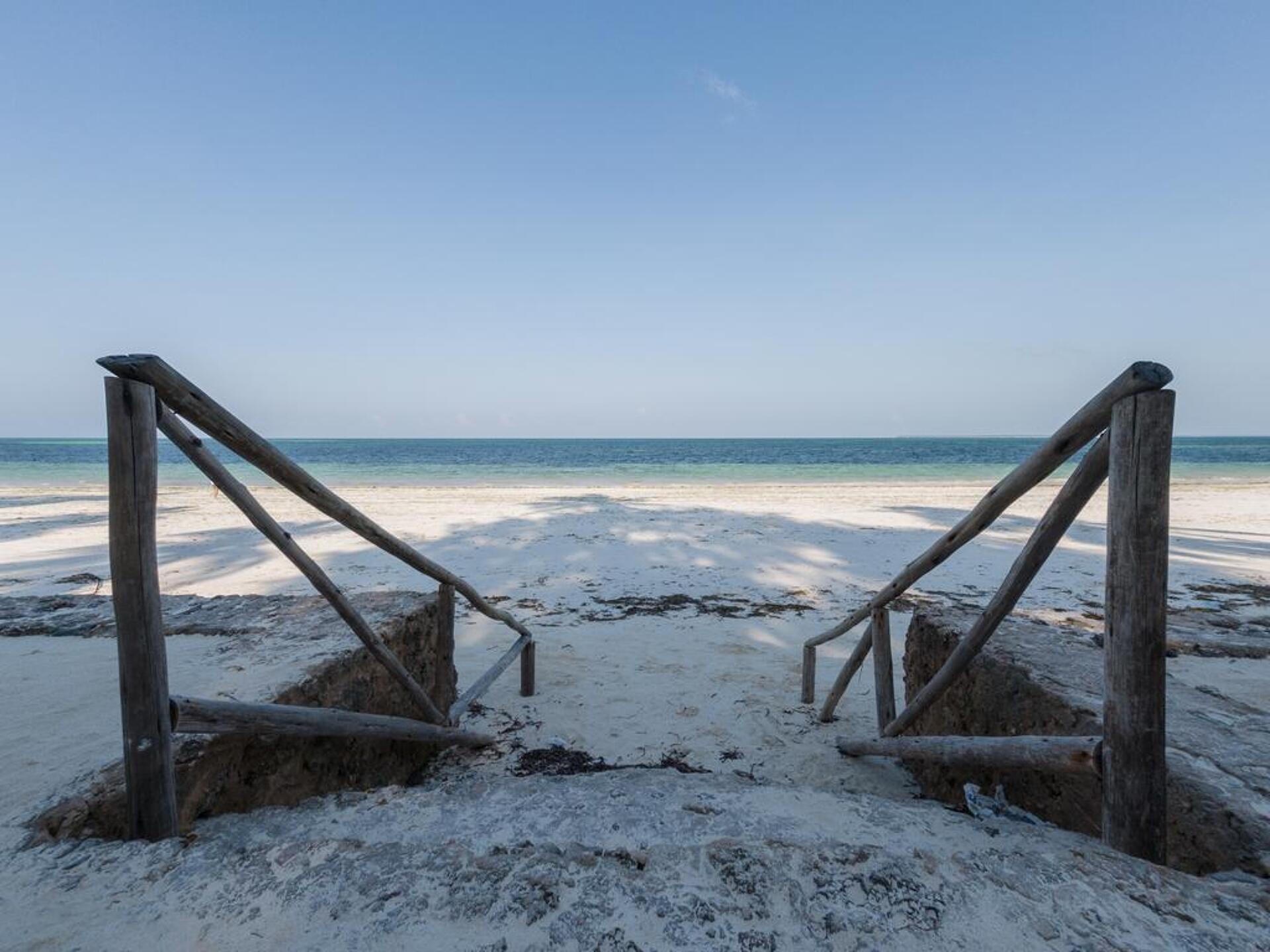 Paradise Beach Resort 4* 25