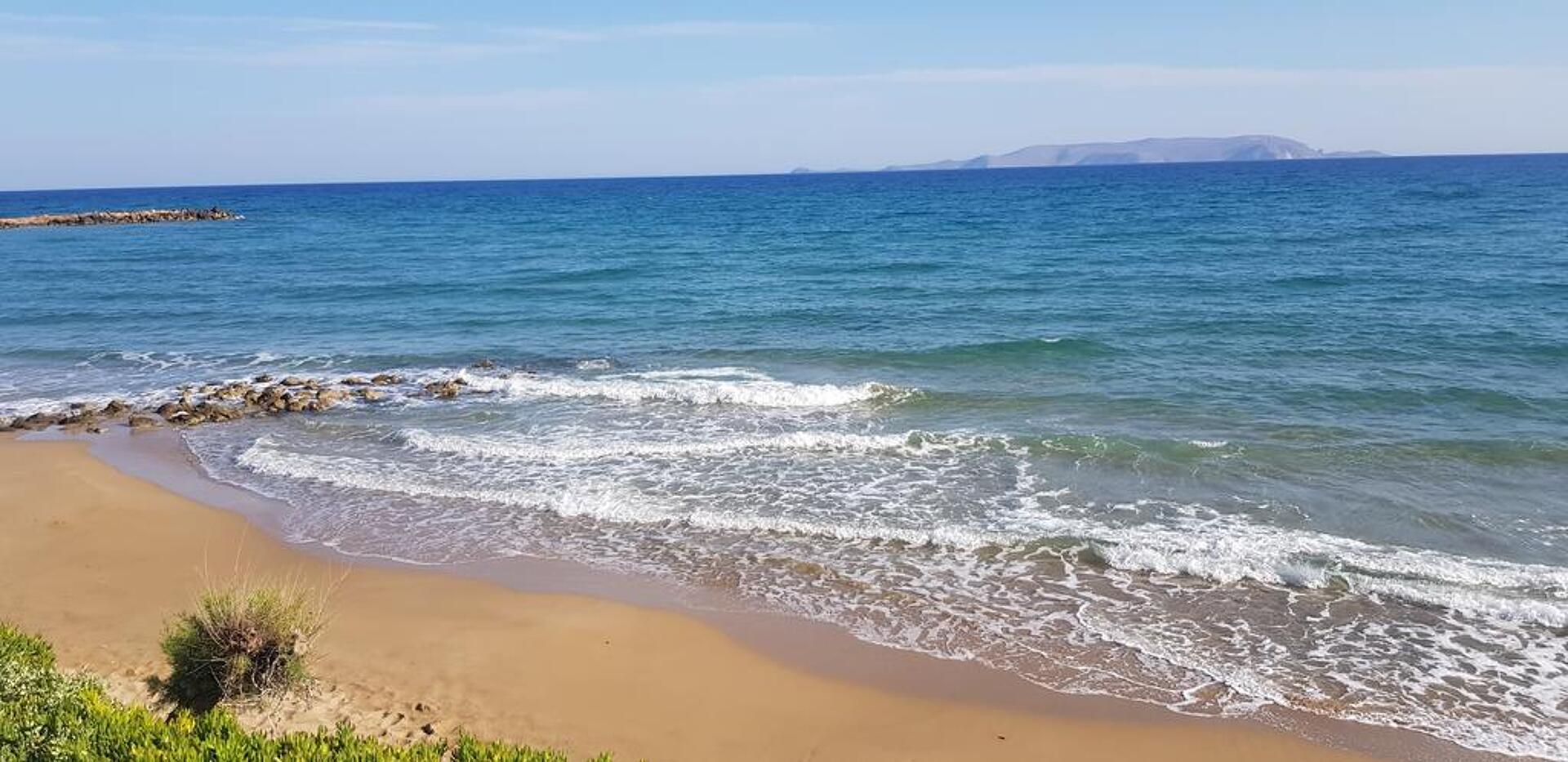 Almare Beach Hotel 18