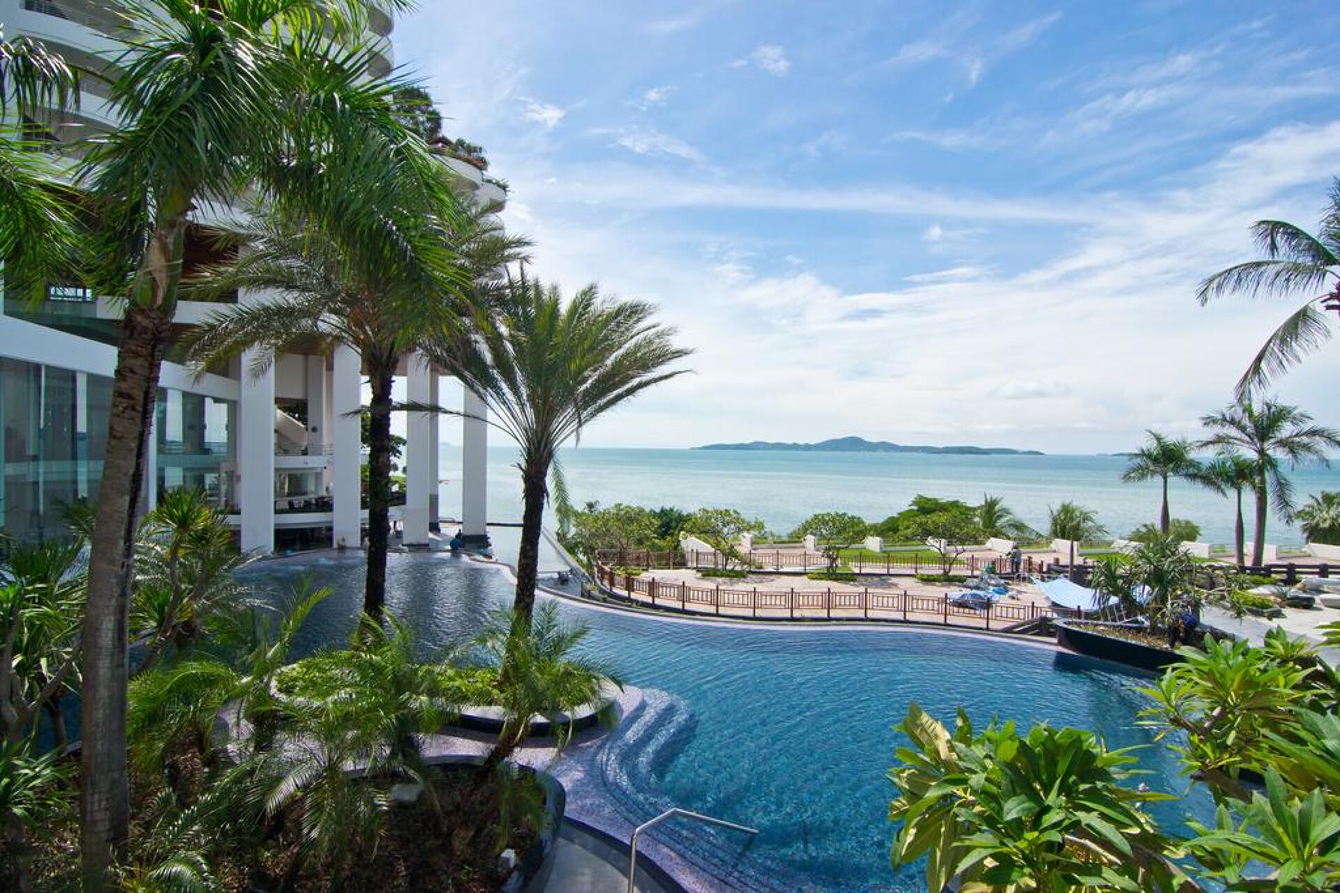Royal Cliff Grand 5* 24