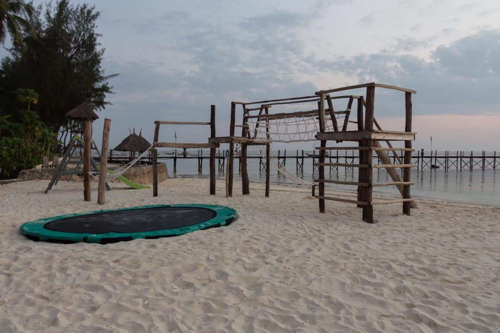 Paradise Beach Resort 4* 36