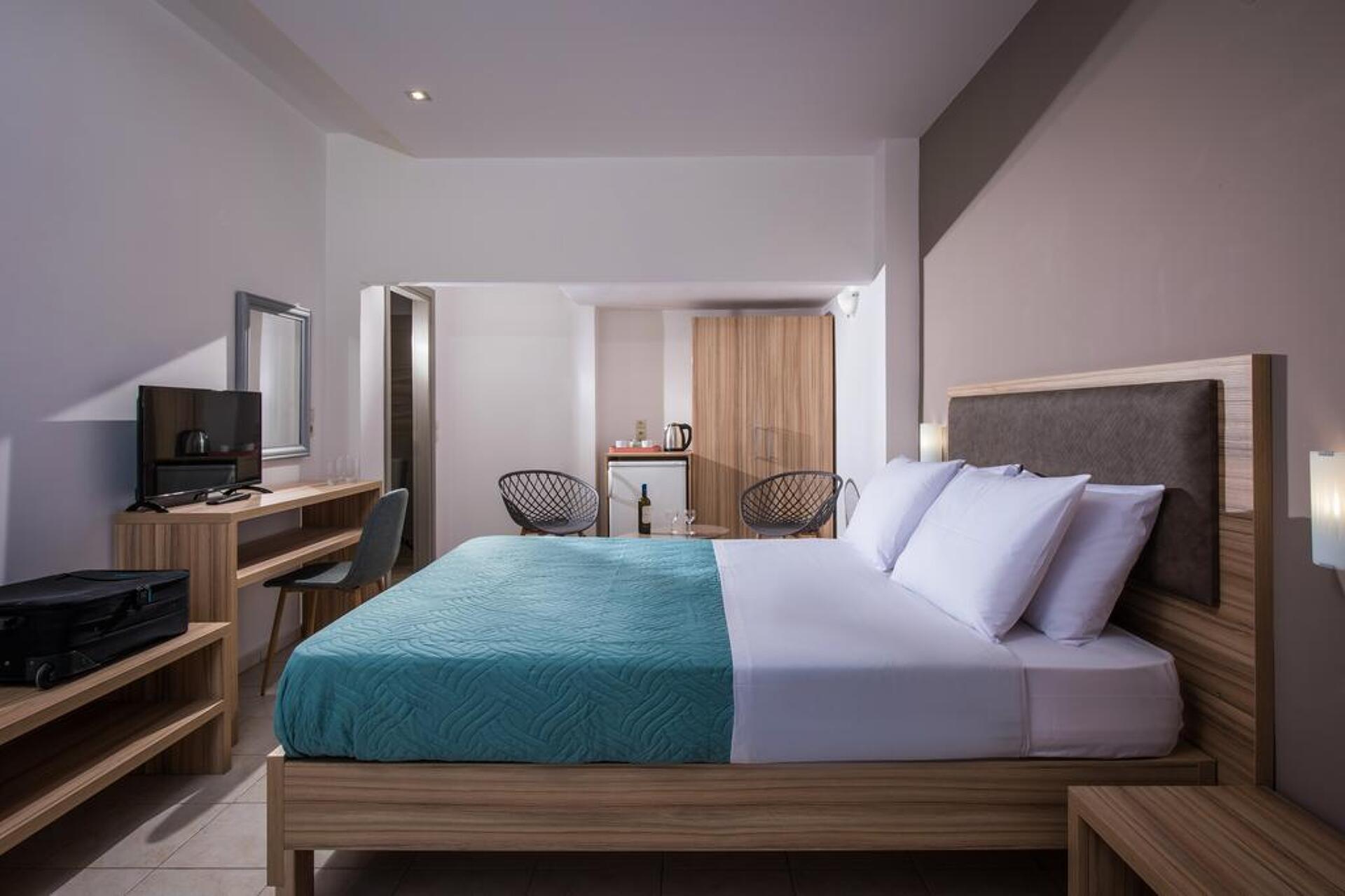 Thania Seaside Luxury Smotel Apartments 3* 6