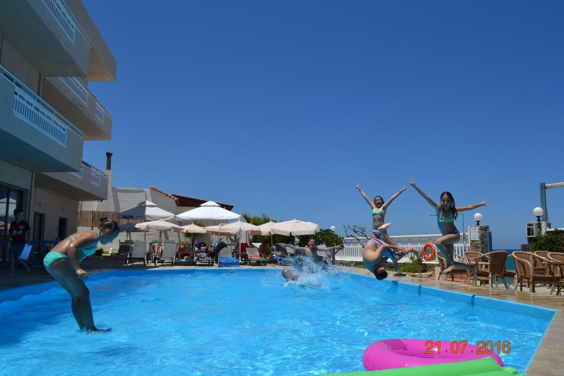 Almare Beach Hotel 6