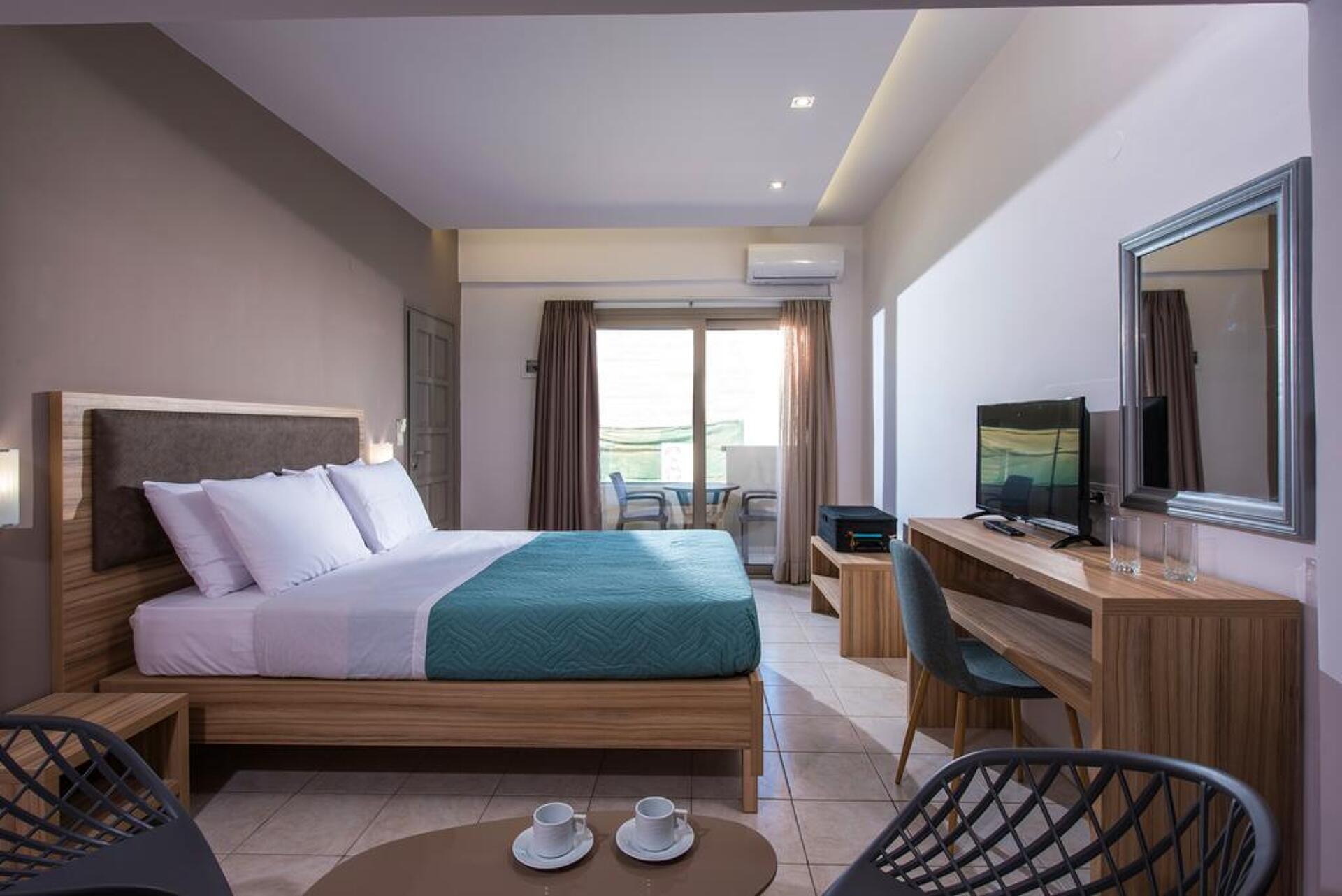 Thania Seaside Luxury Smotel Apartments 3* 8