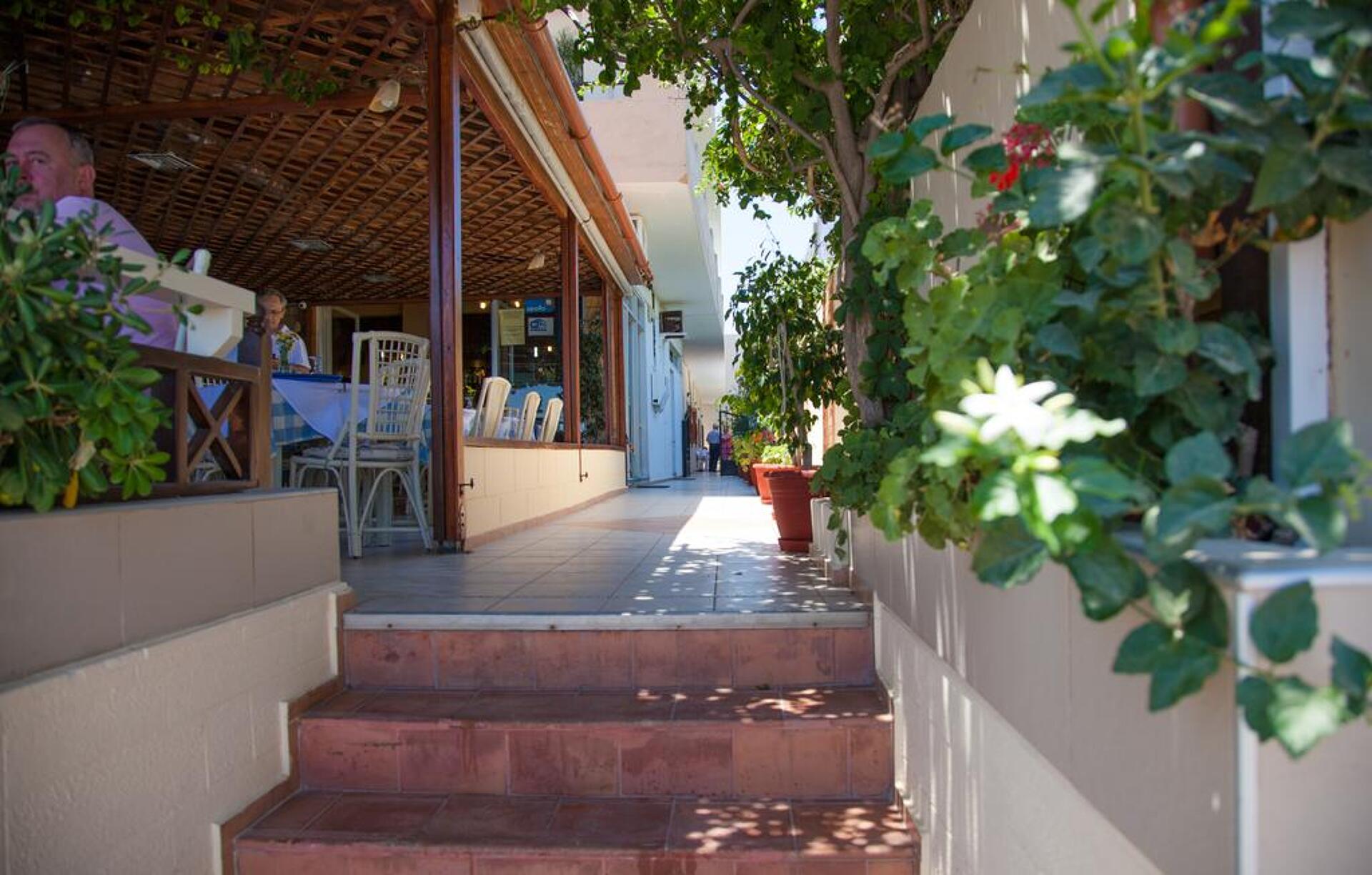 Thania Seaside Luxury Smotel Apartments 3* 20
