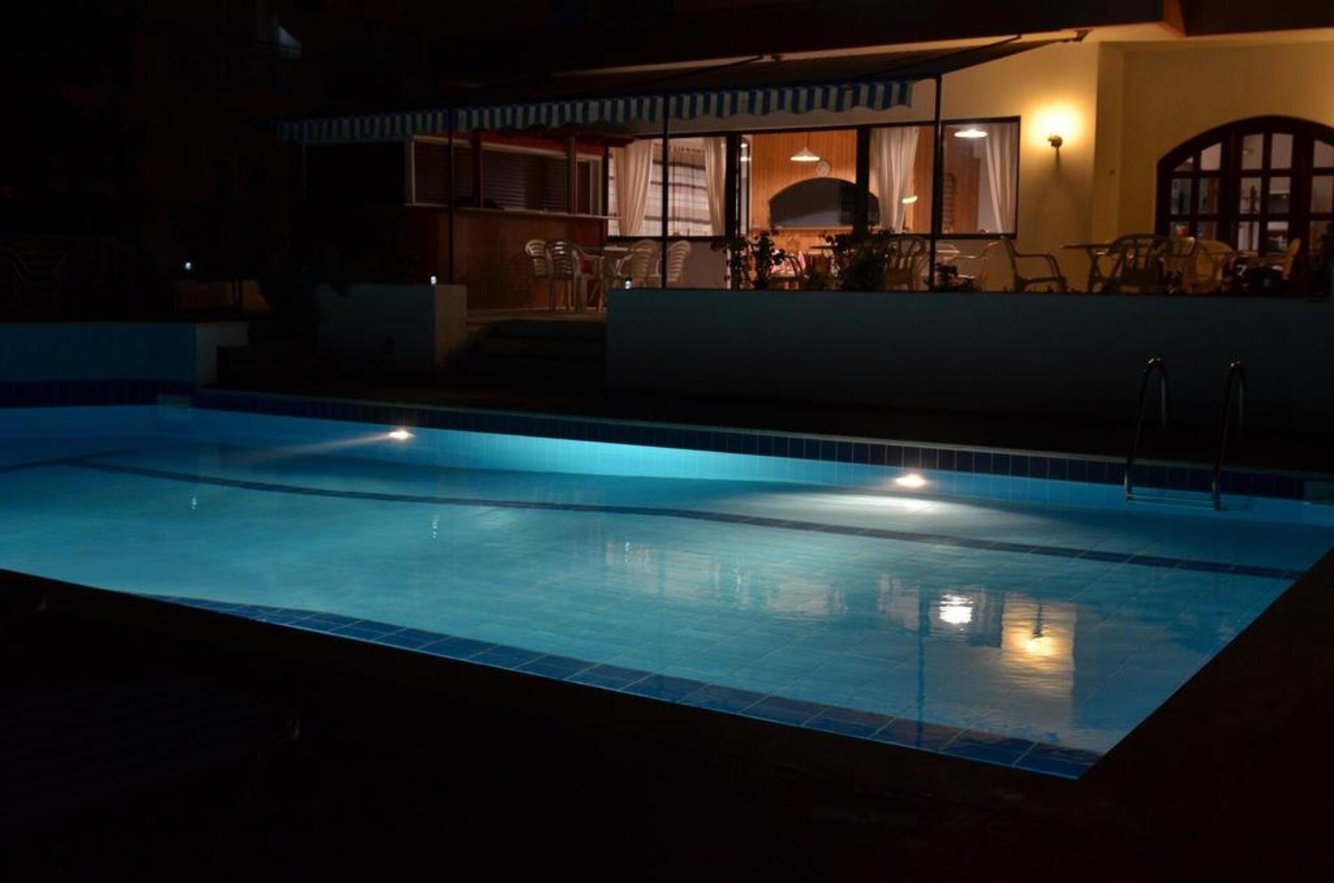 Thisvi Hotel 2* 10