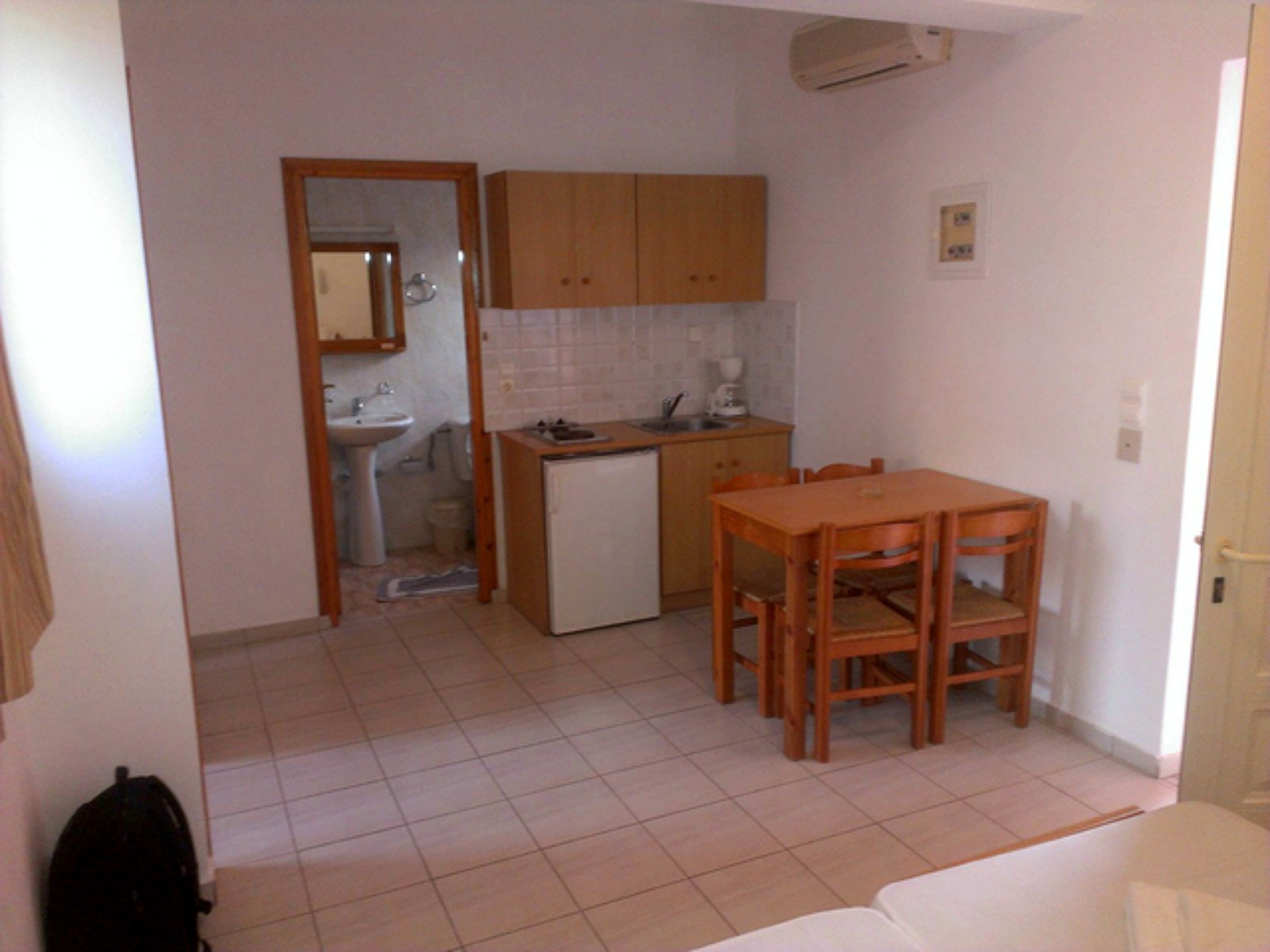 Alexandros Apartments 3* 16