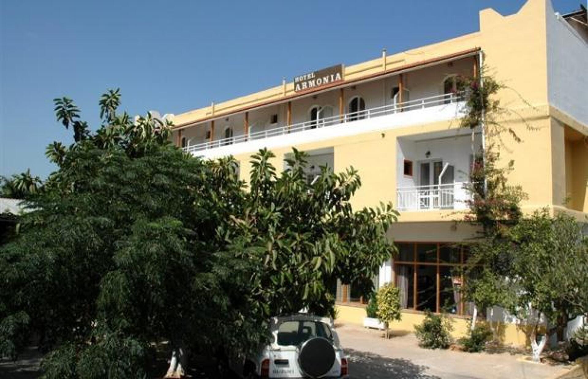 Harmony Hotel 2* 4