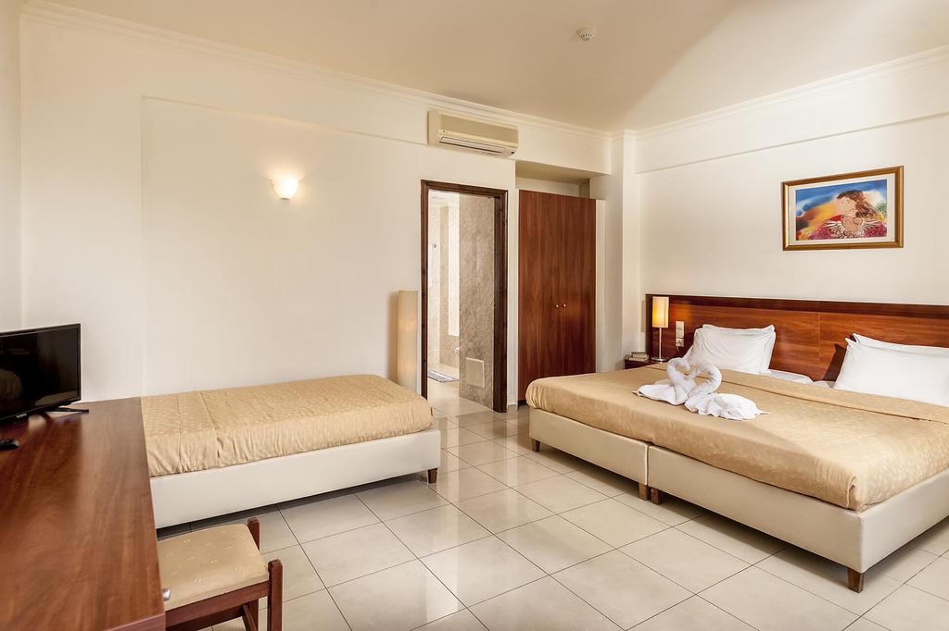 AdelaisAdelais Hotel 3* 5