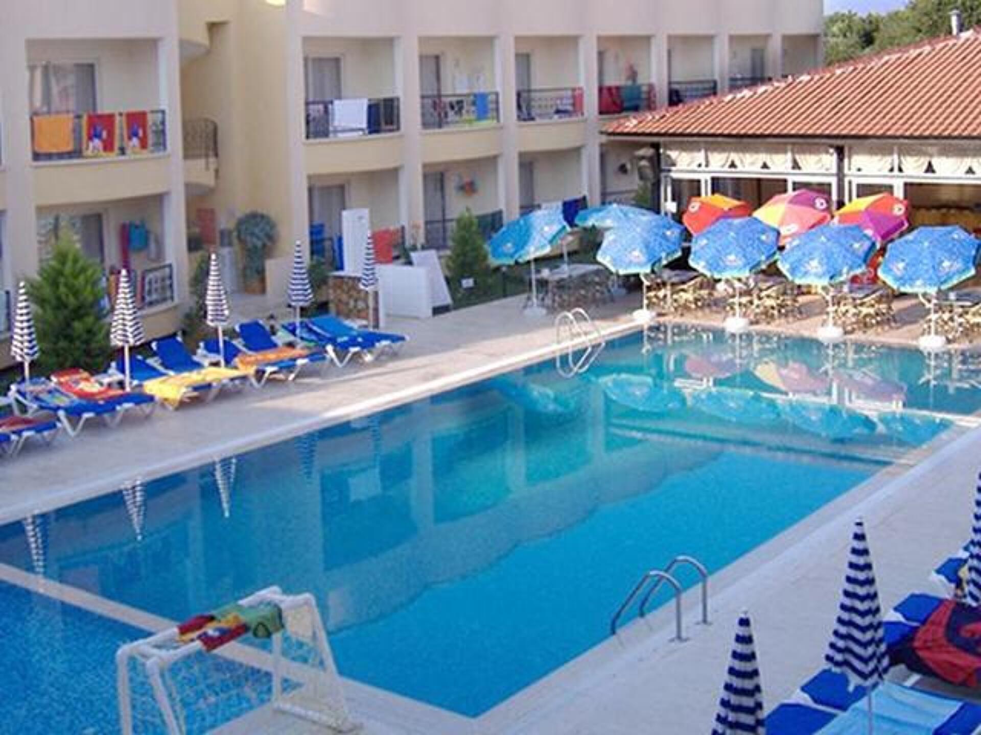 Sayanora Hotel 10