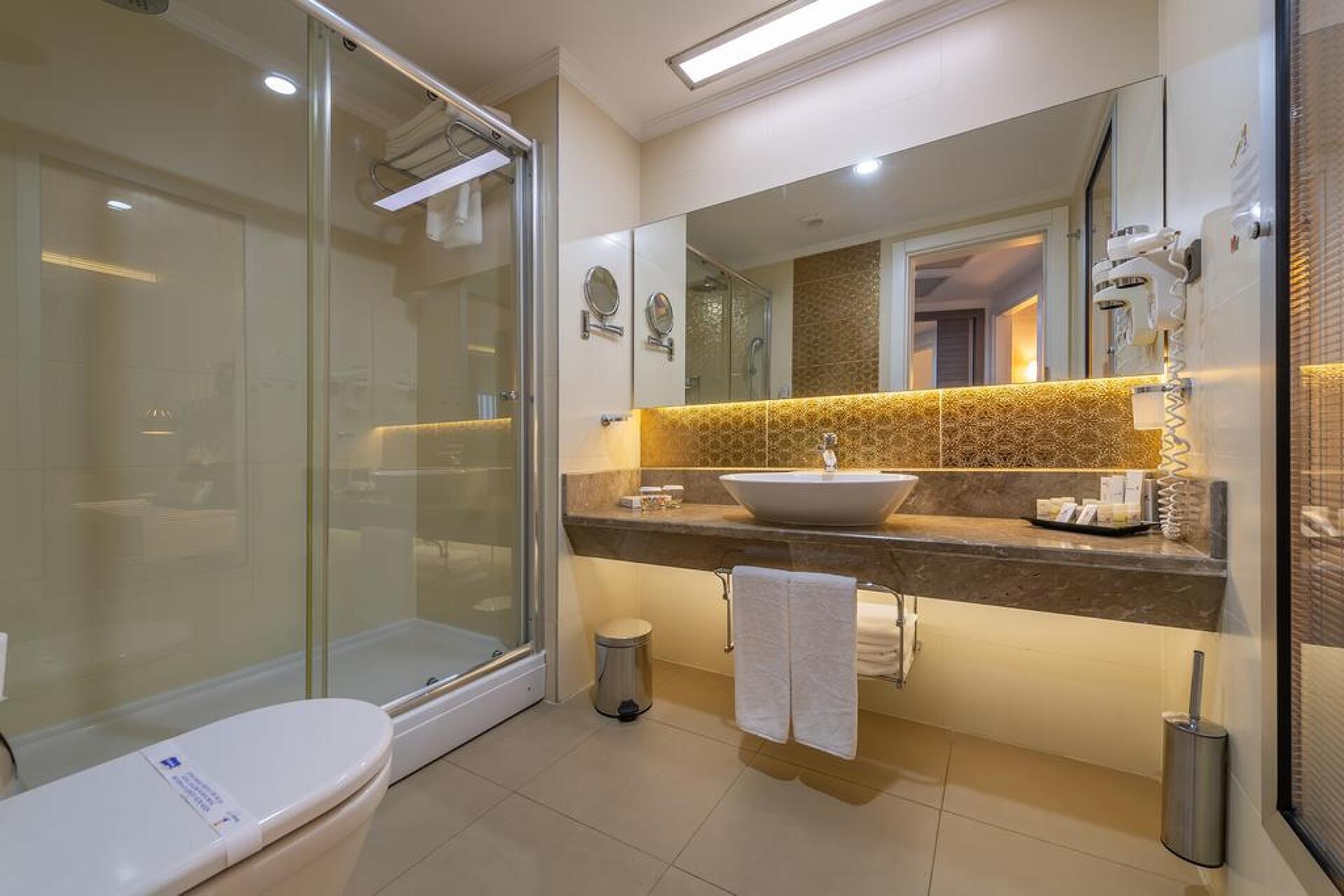 Kirman Belazur Resort & Spa 8