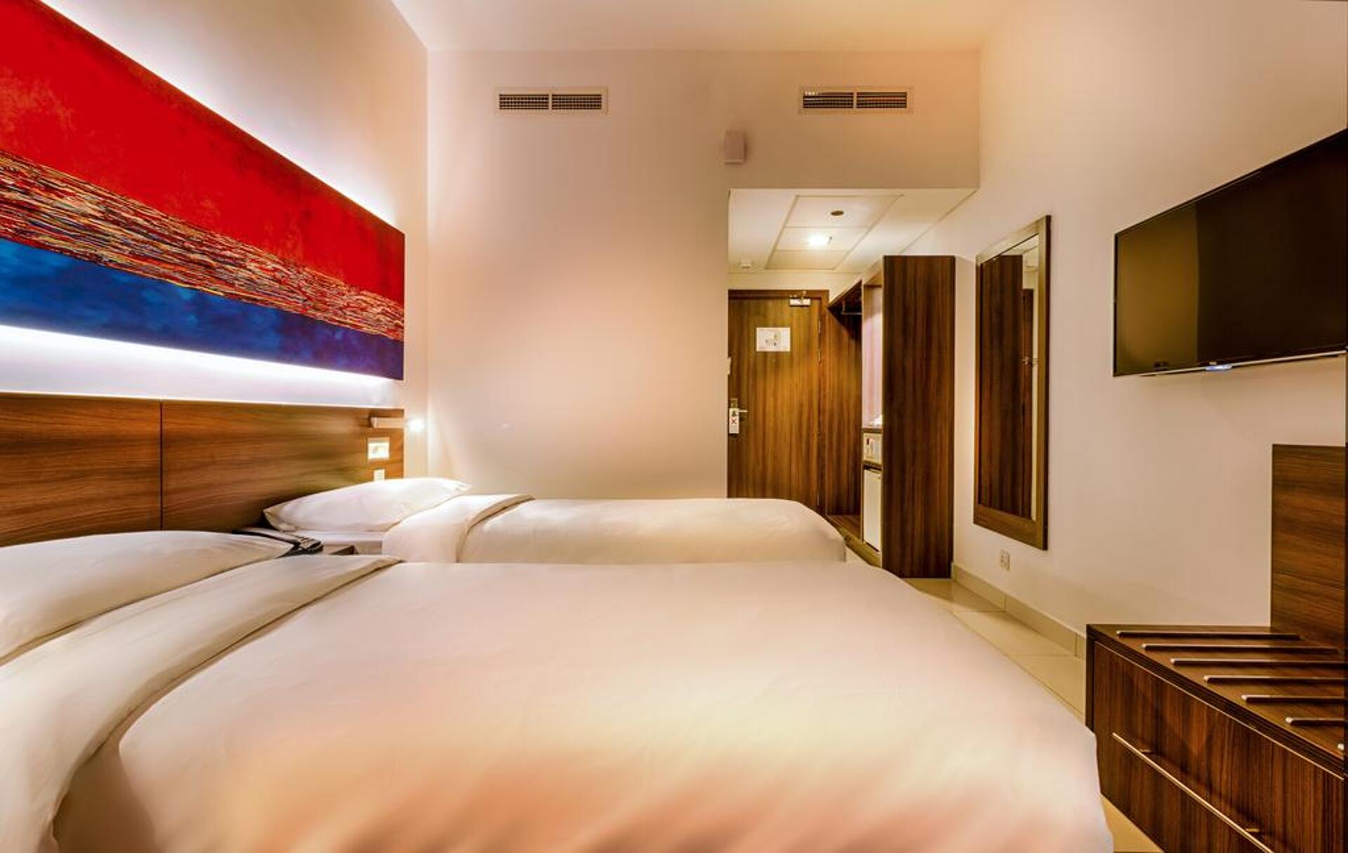 Citymax Hotel Al Barsha at the Mall 3* 2