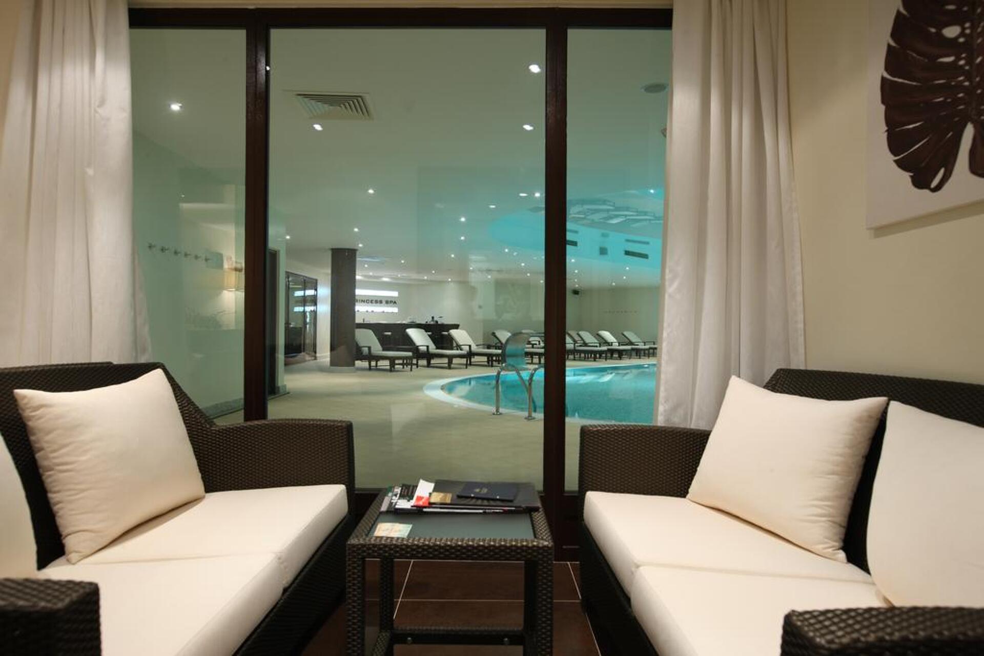 Crowne Plaza Minsk 5* 5