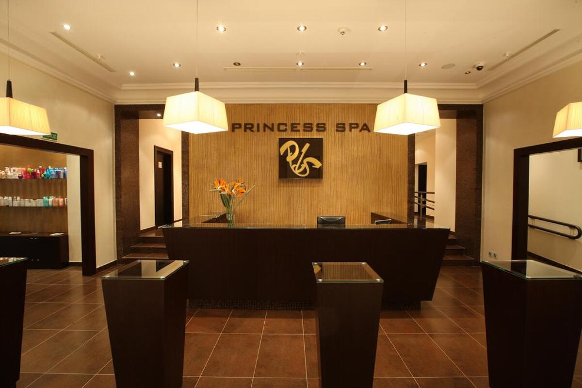 Crowne Plaza Minsk 5* 2