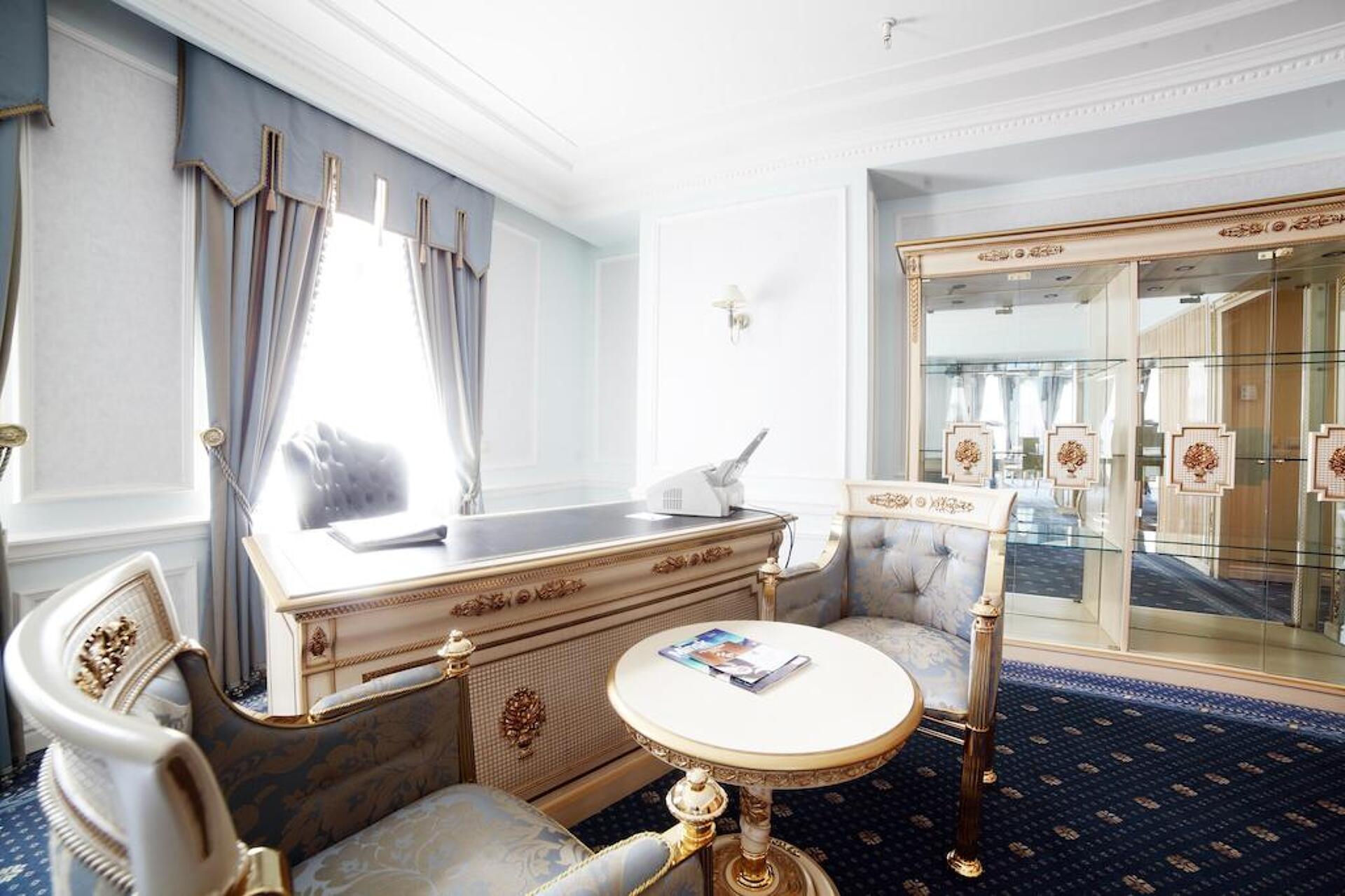 Crowne Plaza Minsk 5* 10