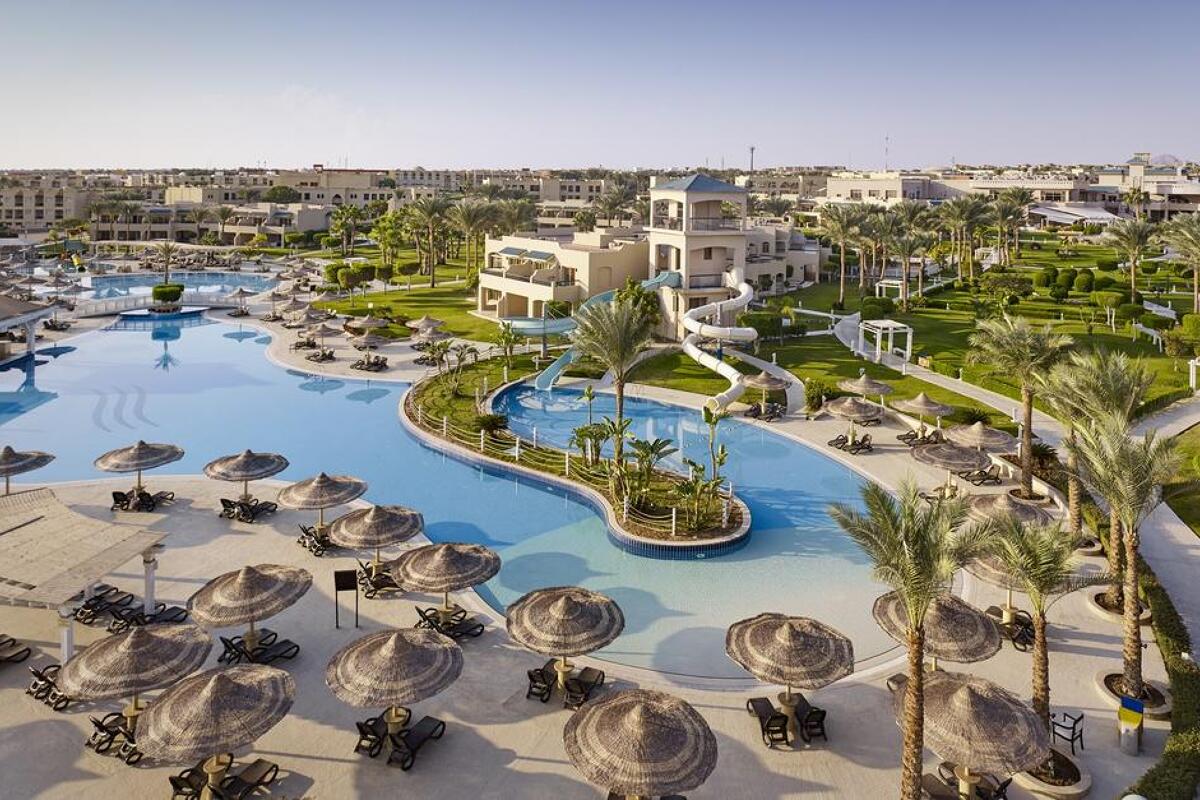 Coral Sea Holiday Resort & Aqua Park 5* 0