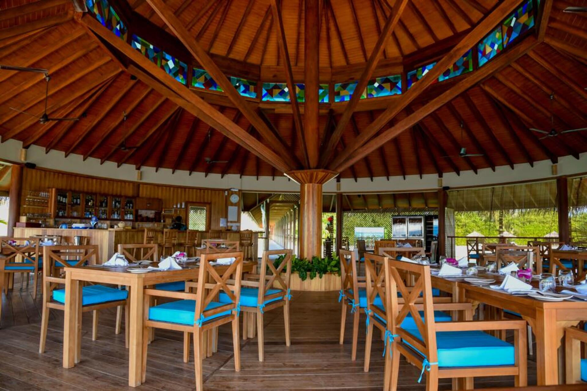 Reethi Faru Resort 11