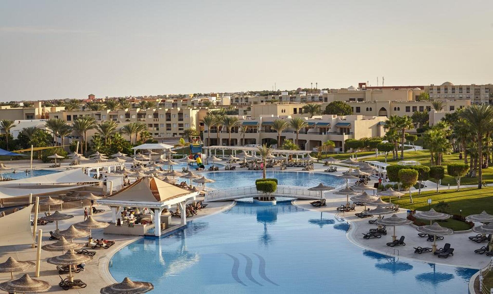 Coral Sea Holiday Resort & Aqua Park 5* 16
