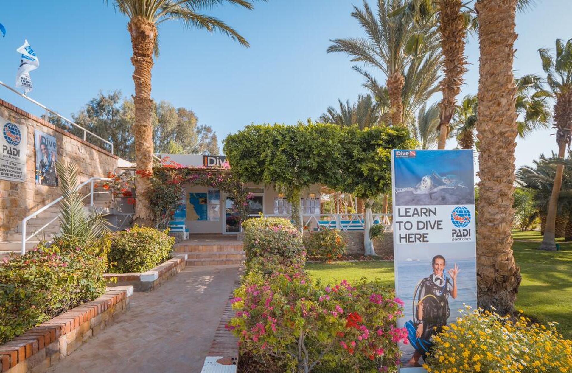 Fort Arabesque Resort  4* 17