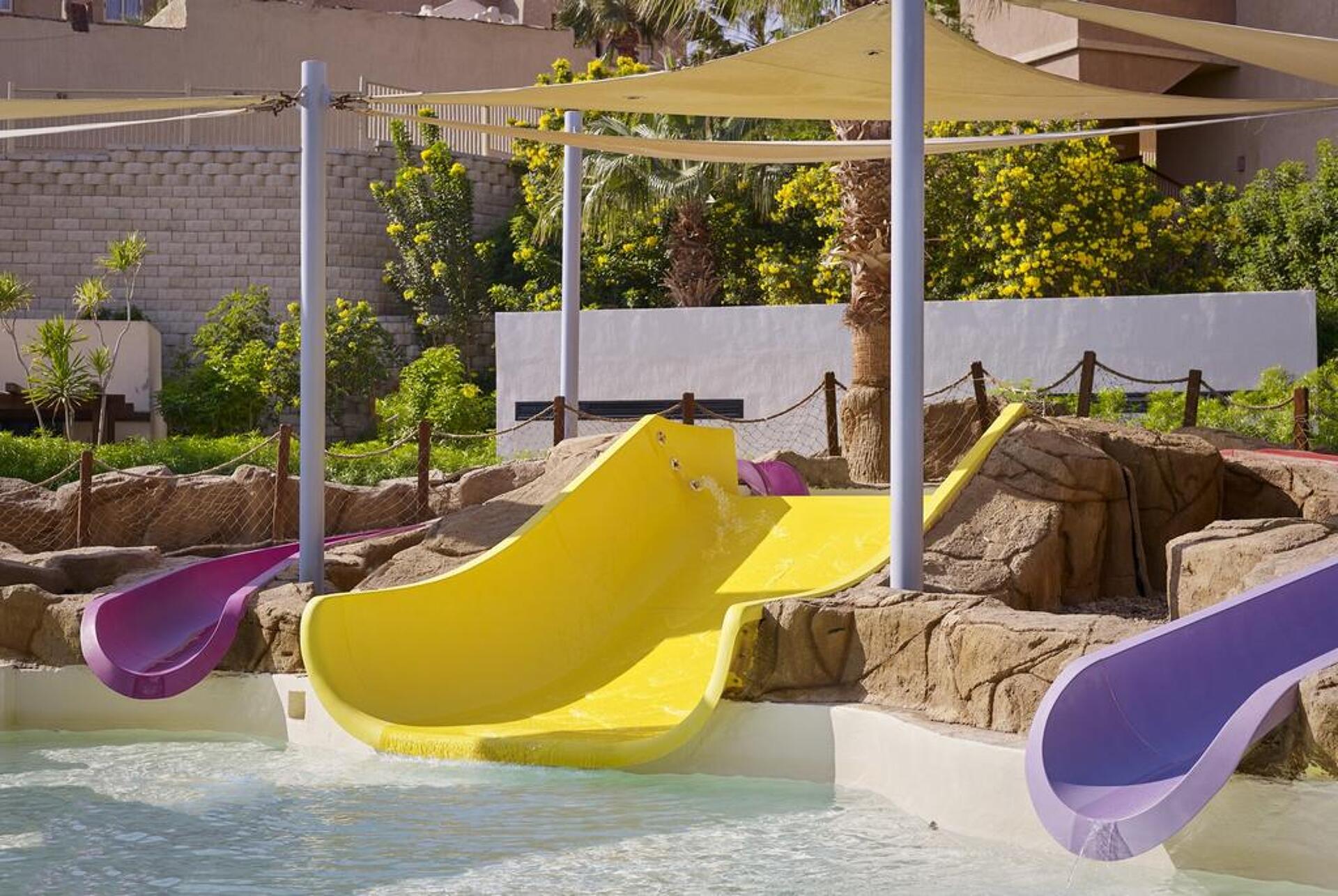 Coral Sea Holiday Resort & Aqua Park 5* 1