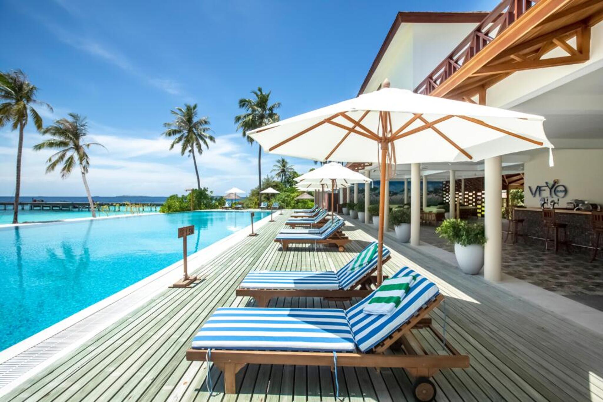 Reethi Faru Resort 14