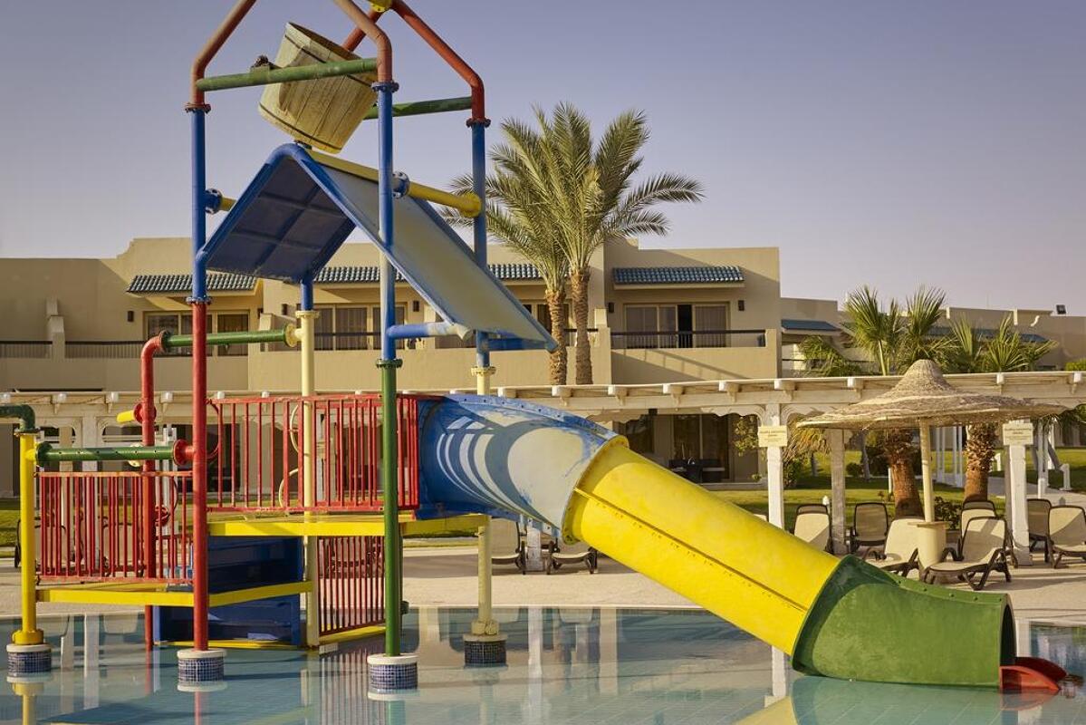 Coral Sea Holiday Resort & Aqua Park 5* 2