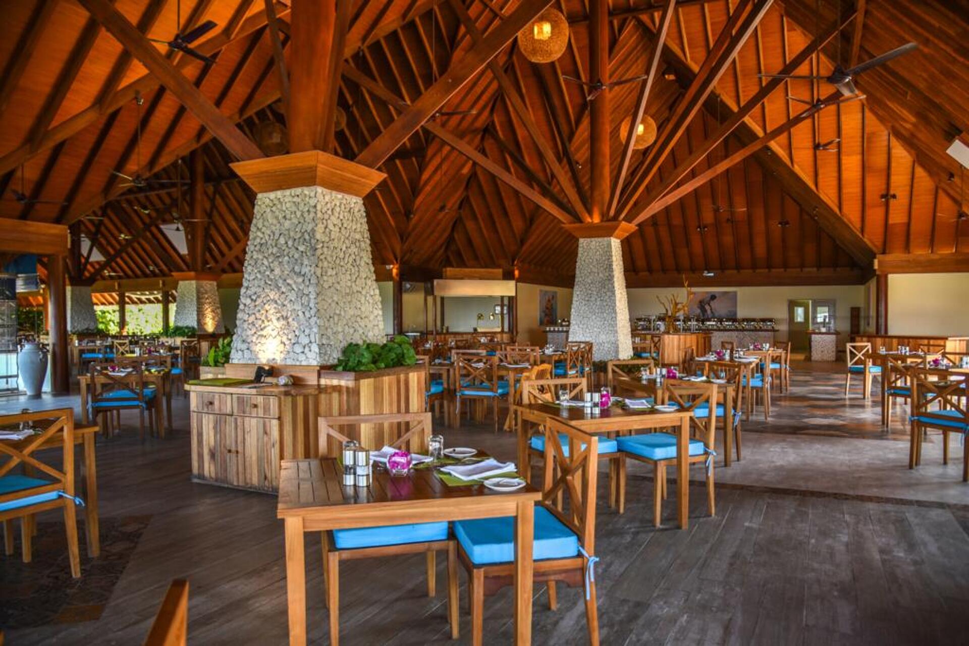 Reethi Faru Resort 3
