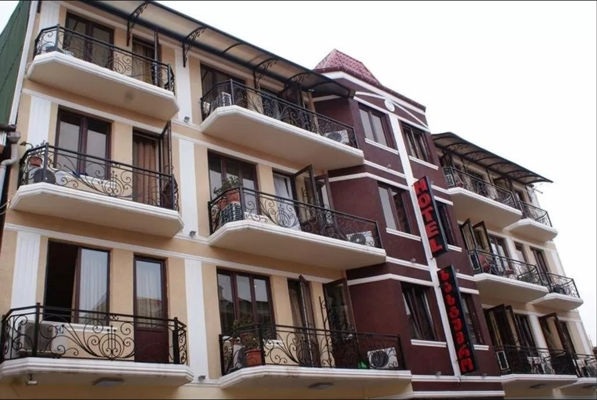 Golden Star Batumi 3* 11