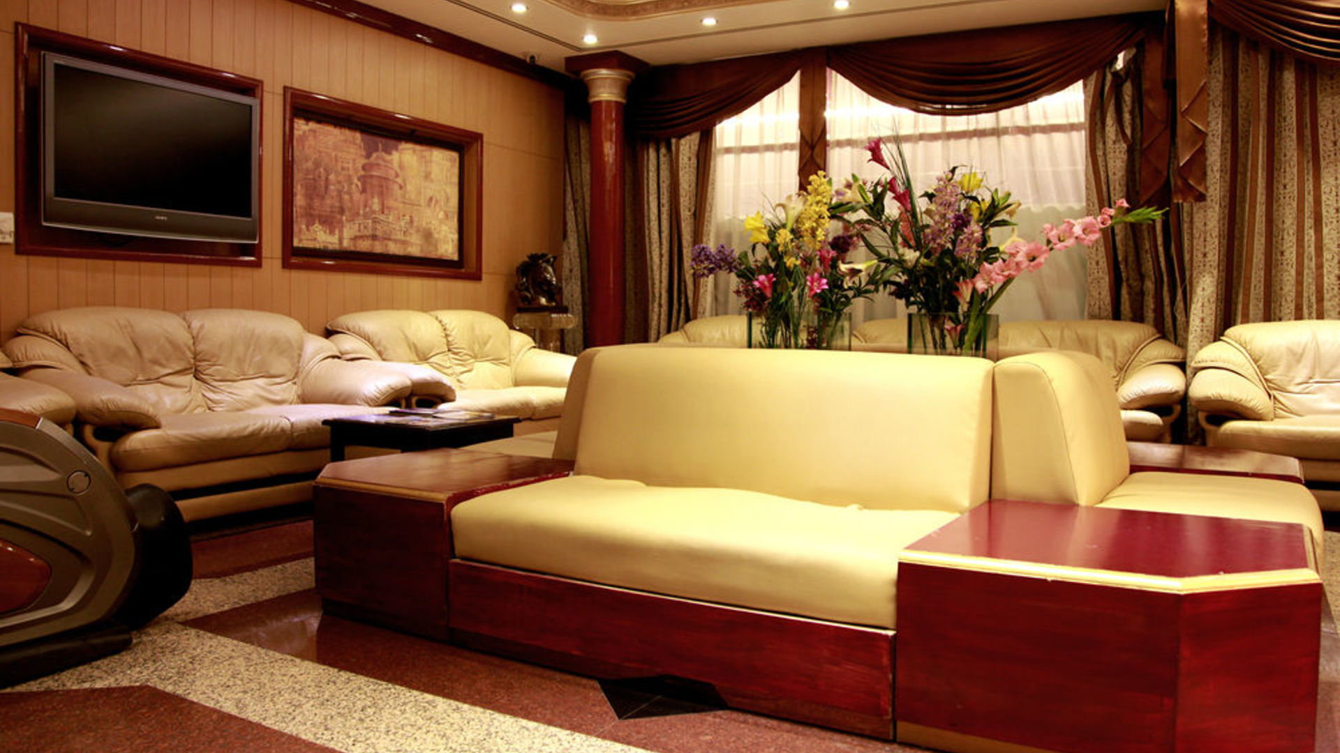 Orchid Hotel 13