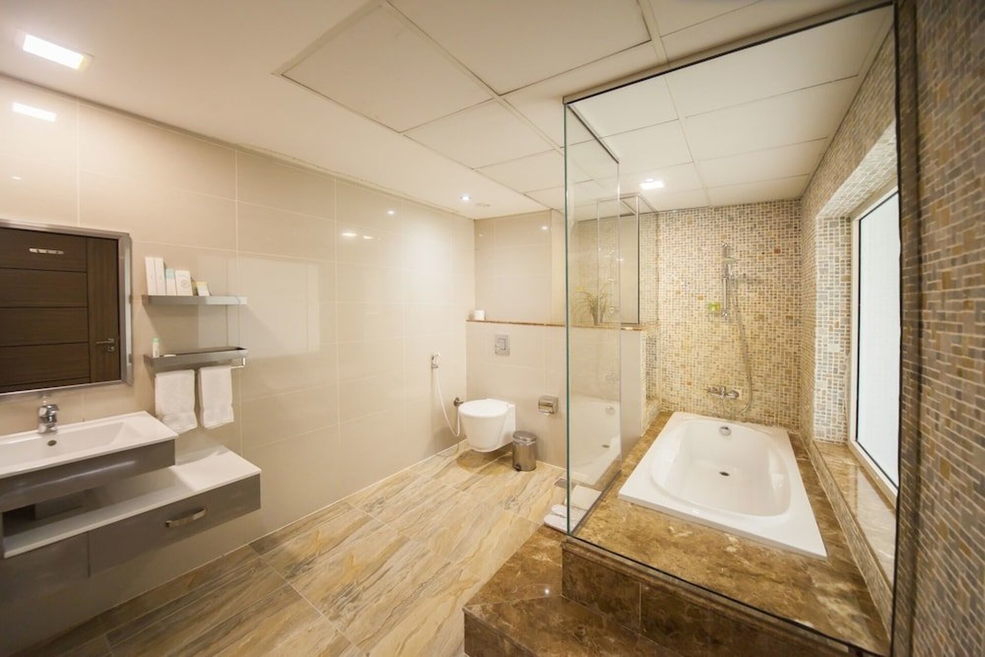 Pearl Beach Hotel & Spa 3* 19