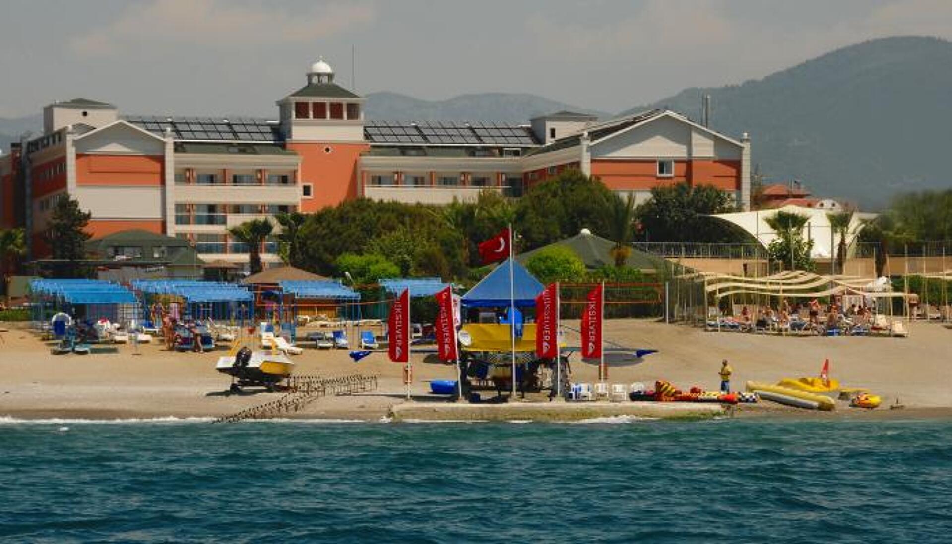 Insula Resort & Spa 5* 3