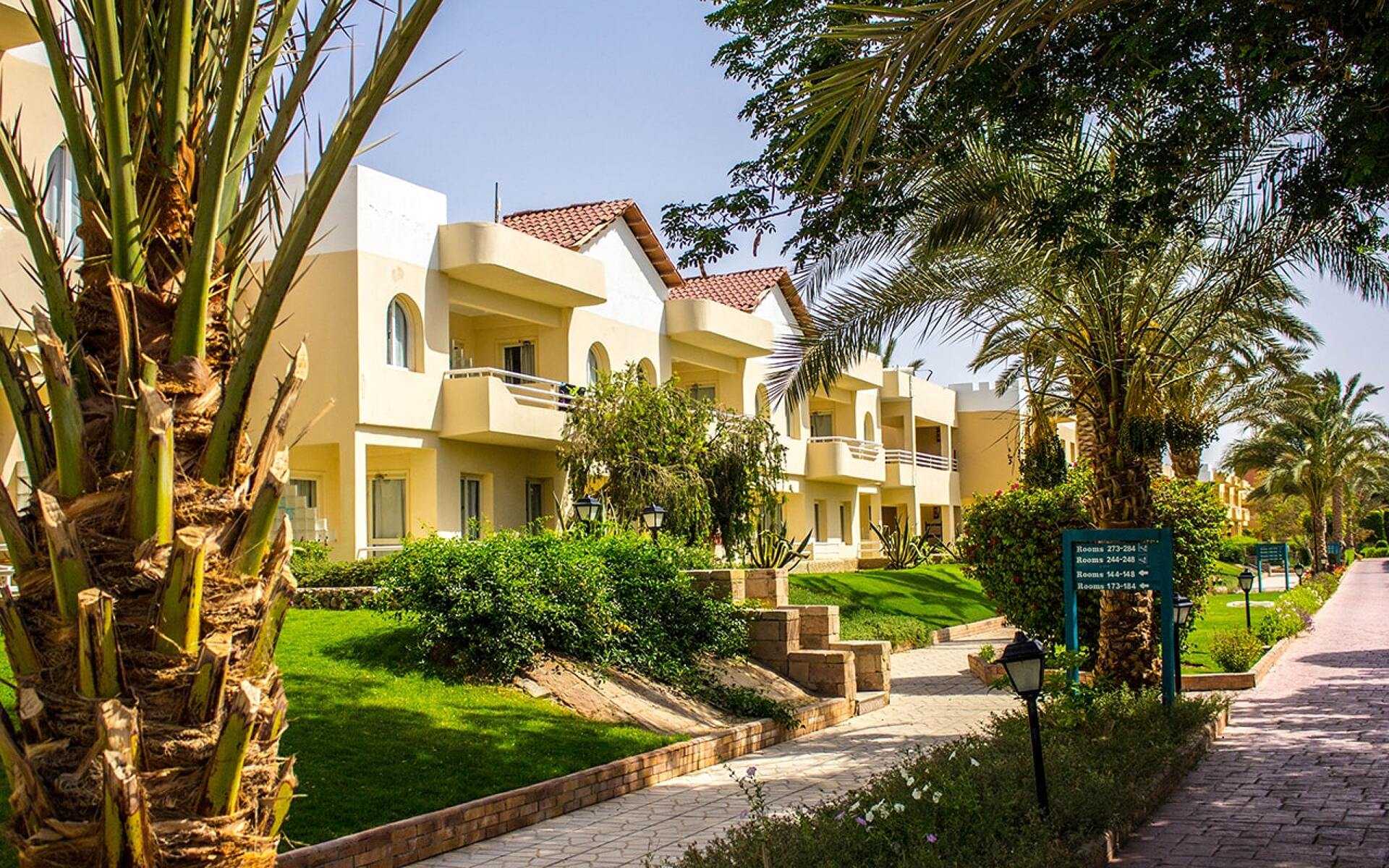 Golden Beach Resort 4* 5