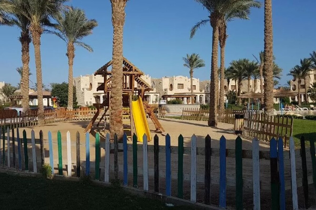 Royal Lagoons Resort & Aqua Park 5* 2