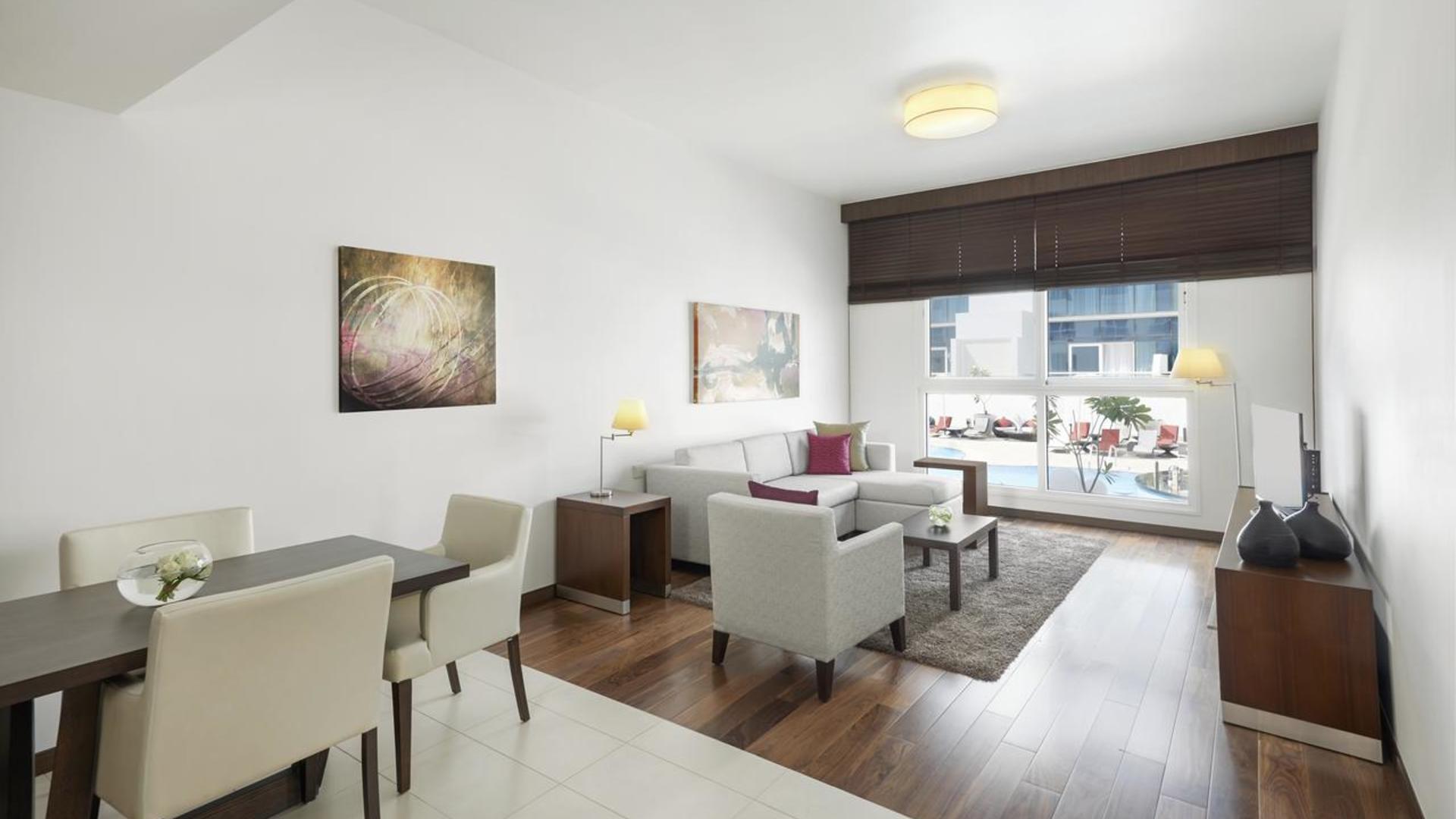 Hyatt Place Dubai Jumeirah 11