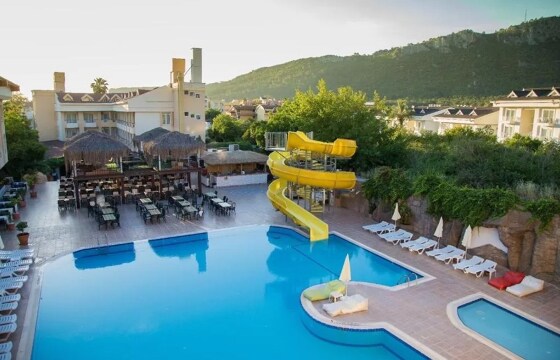 Saint Star Kemer