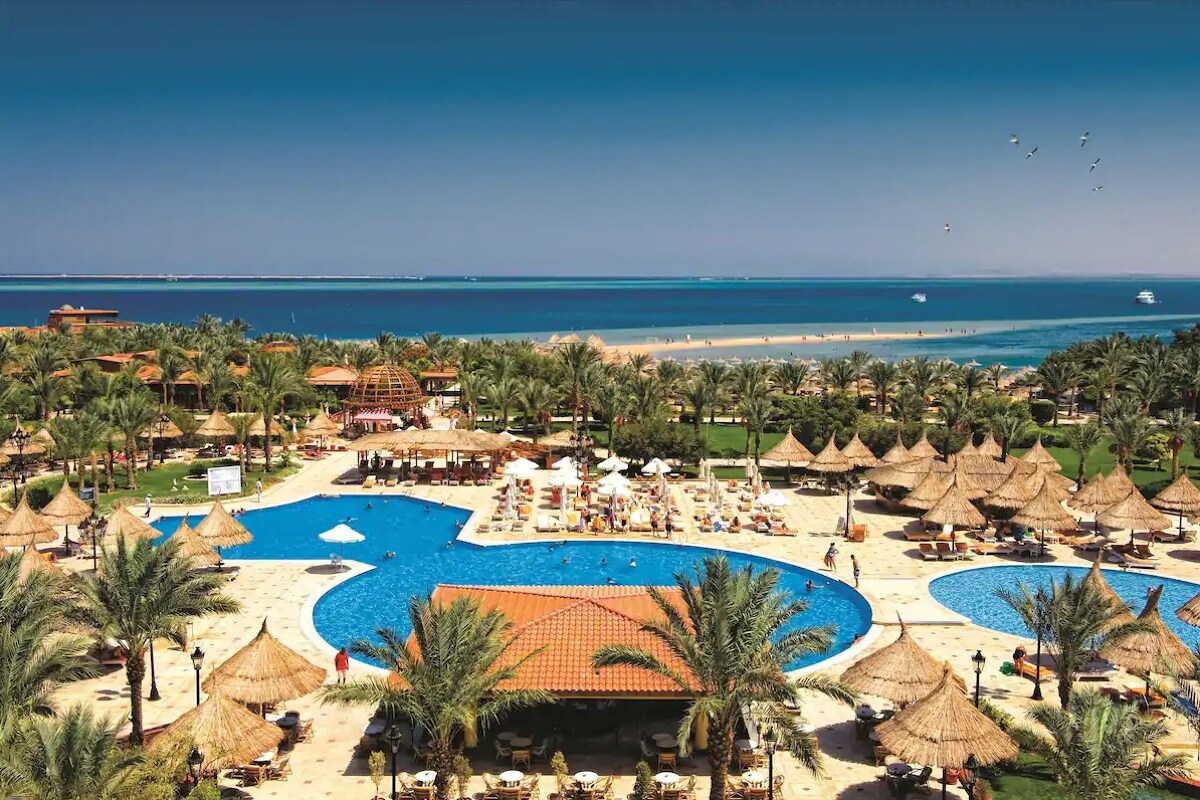 Siva Grand Beach 4* 0