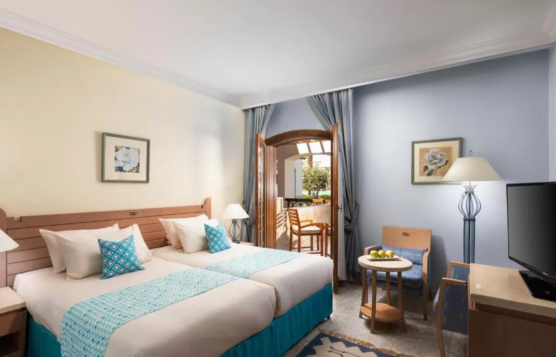 Royal Lagoons Resort & Aqua Park 5* 5