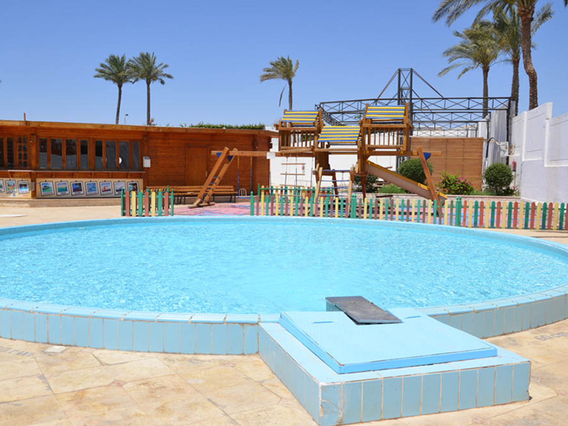 Cyrene Island Hotel 5