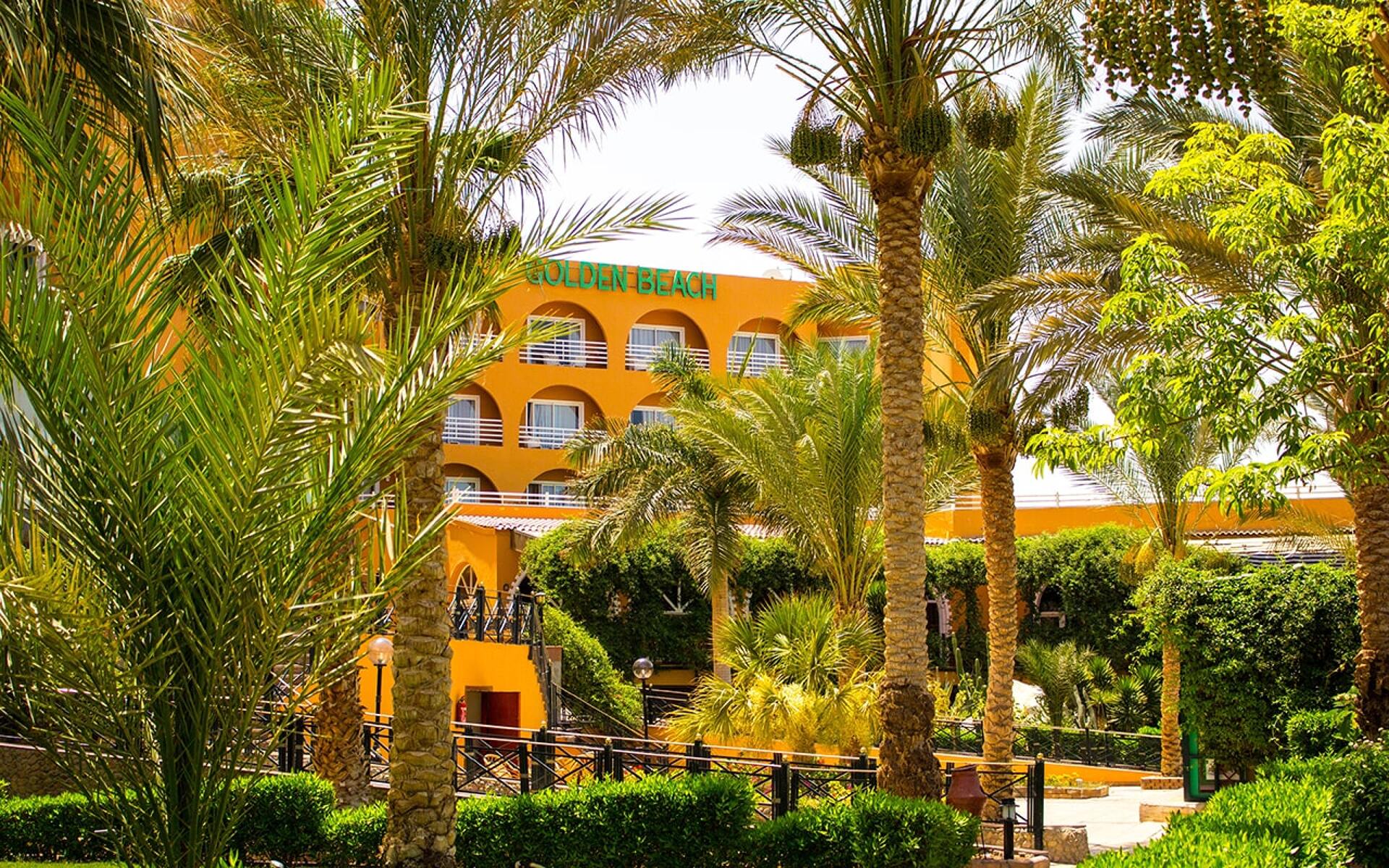 Golden Beach Resort 4* 4