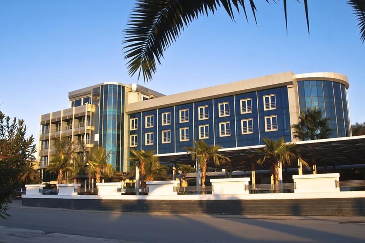 Vlora International 5* 1
