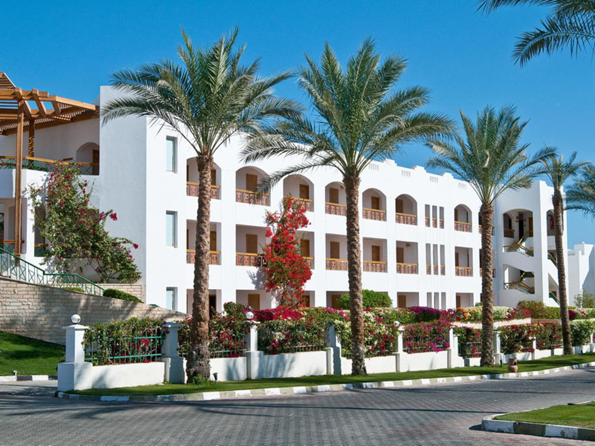Cyrene Island Hotel 7
