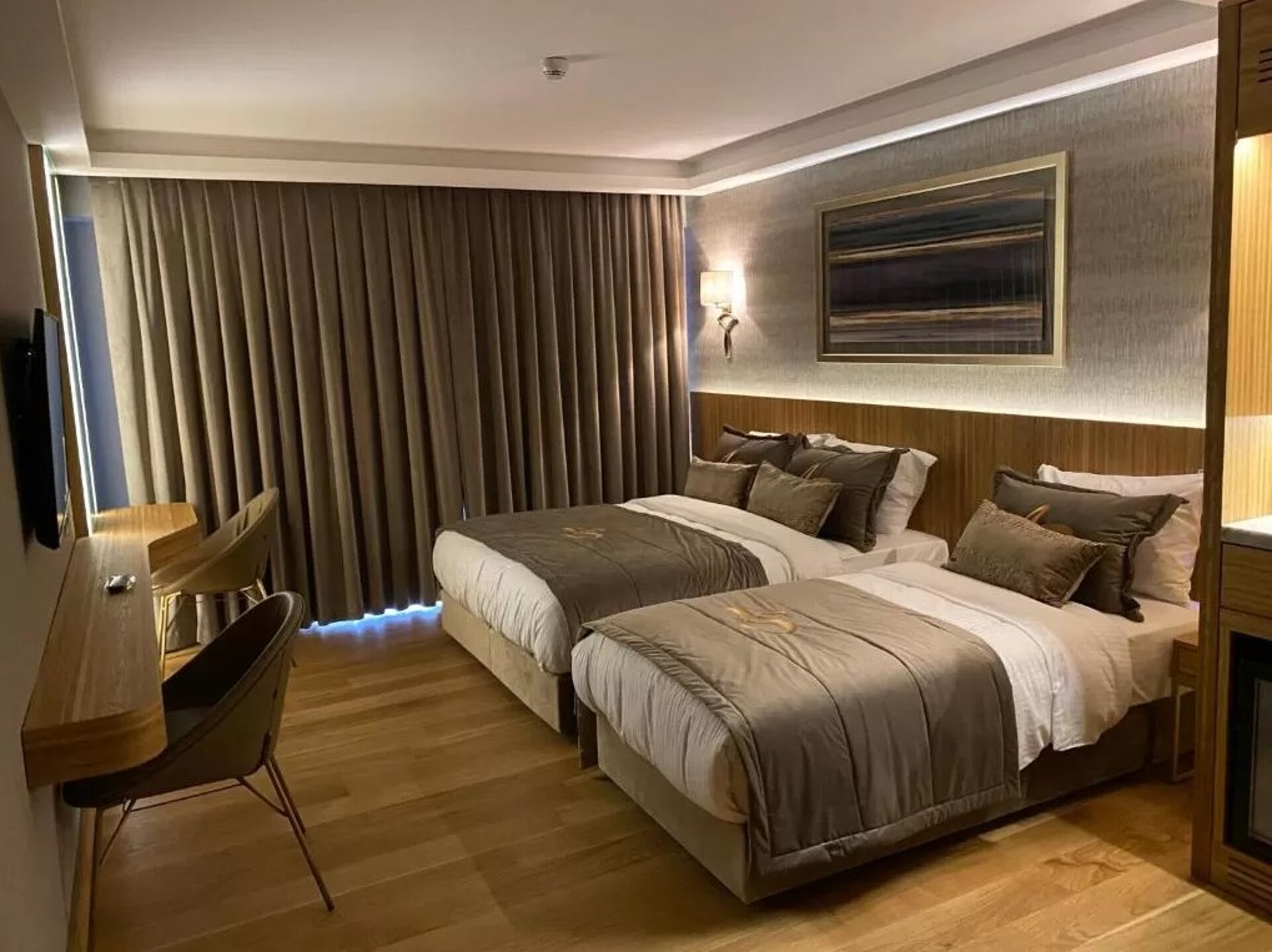 Lady Diana Hotel 3