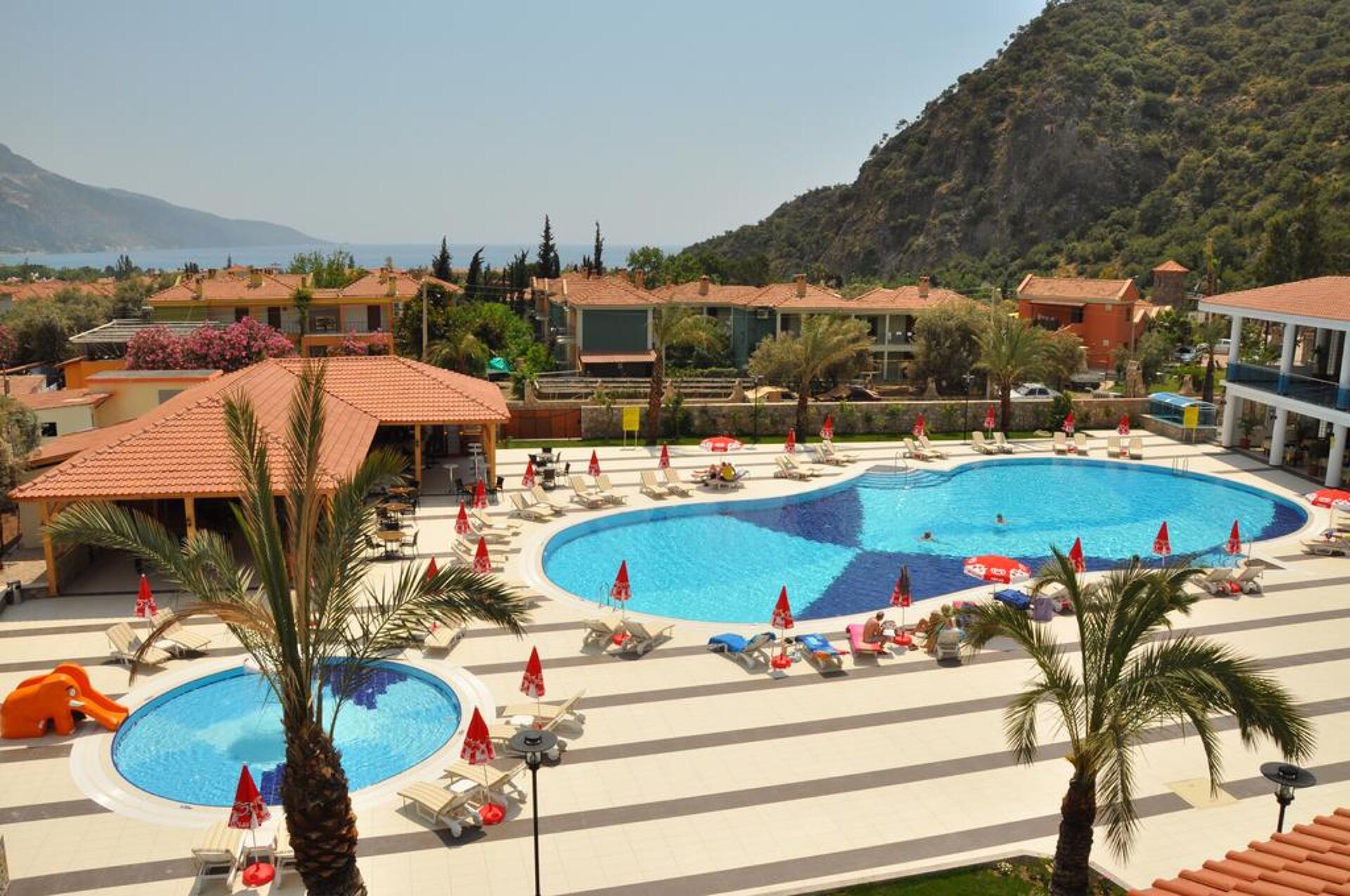 Montebello Resort 4* 6
