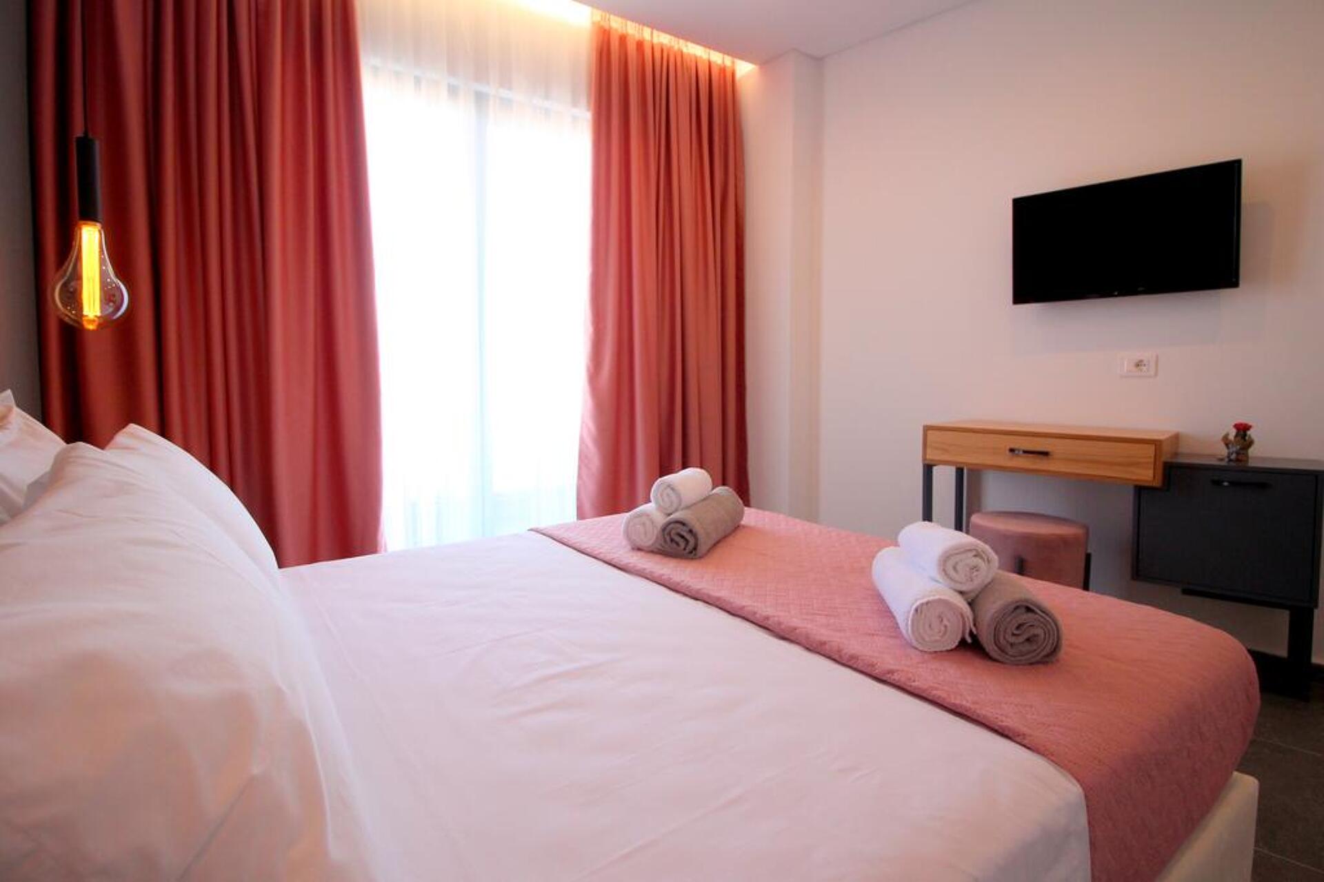 Blue Eye Hotel 4* 10